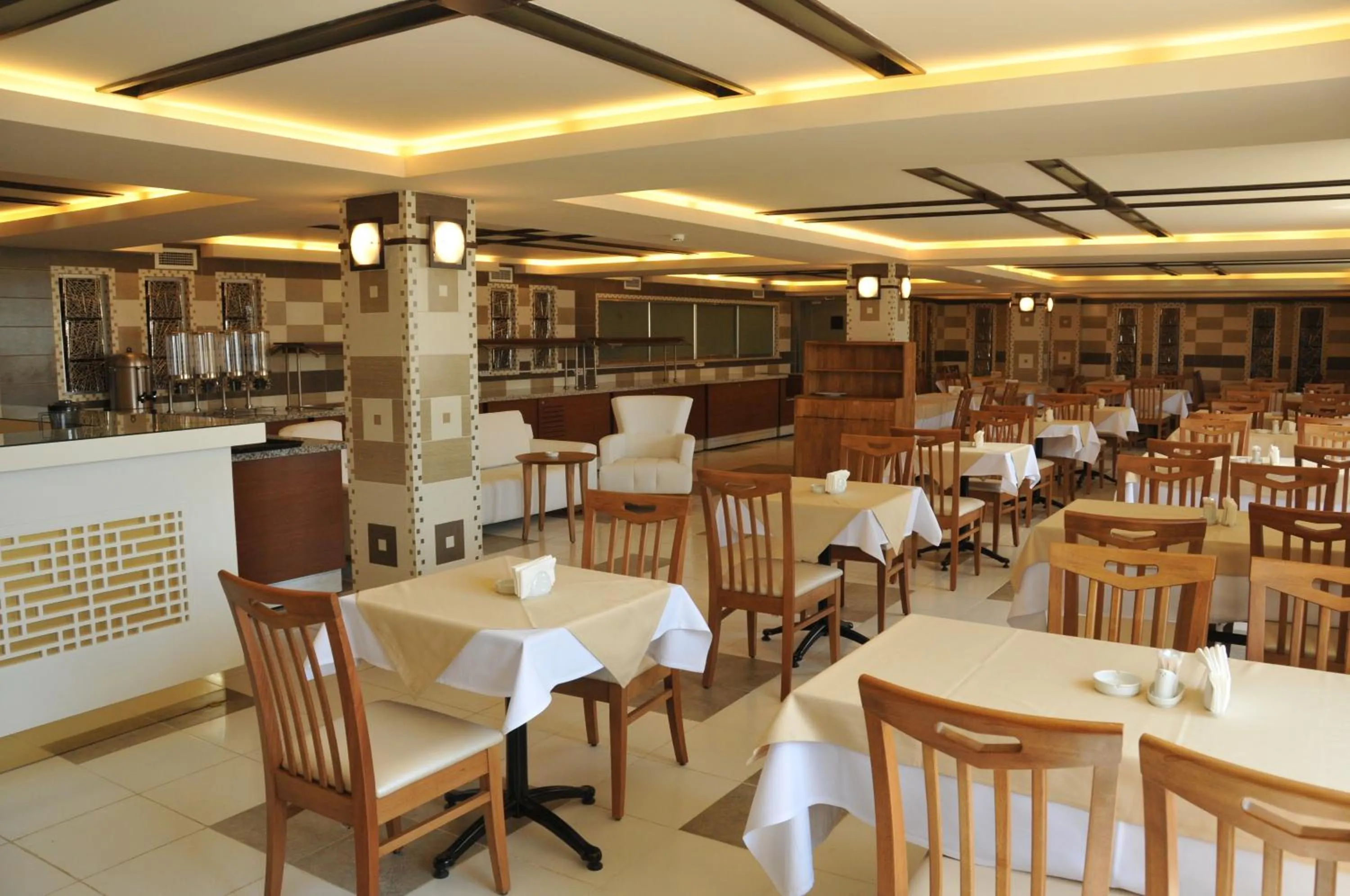 Lounge or bar in Aysberq Resort