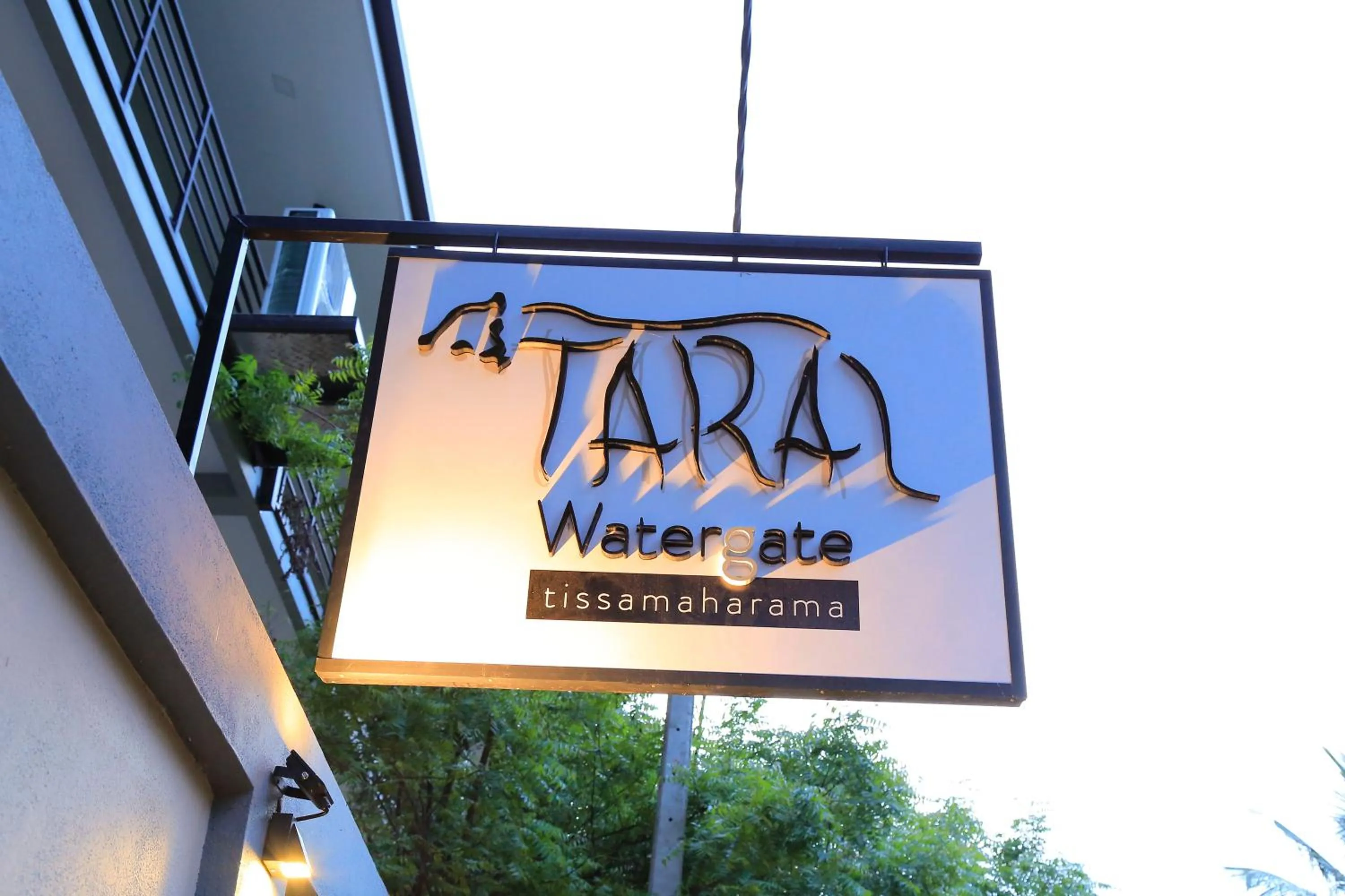 Property building in Tara Watergate
