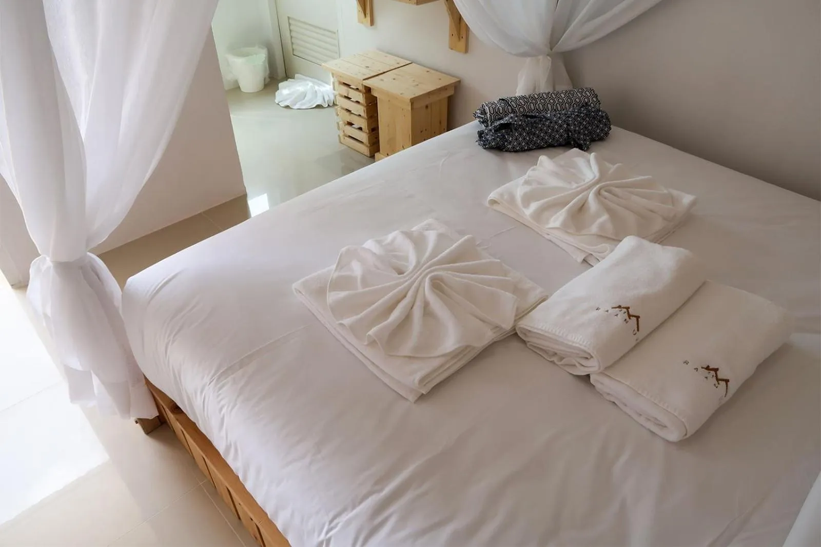 Bed in Baan URT Suratthani Airport Hotel