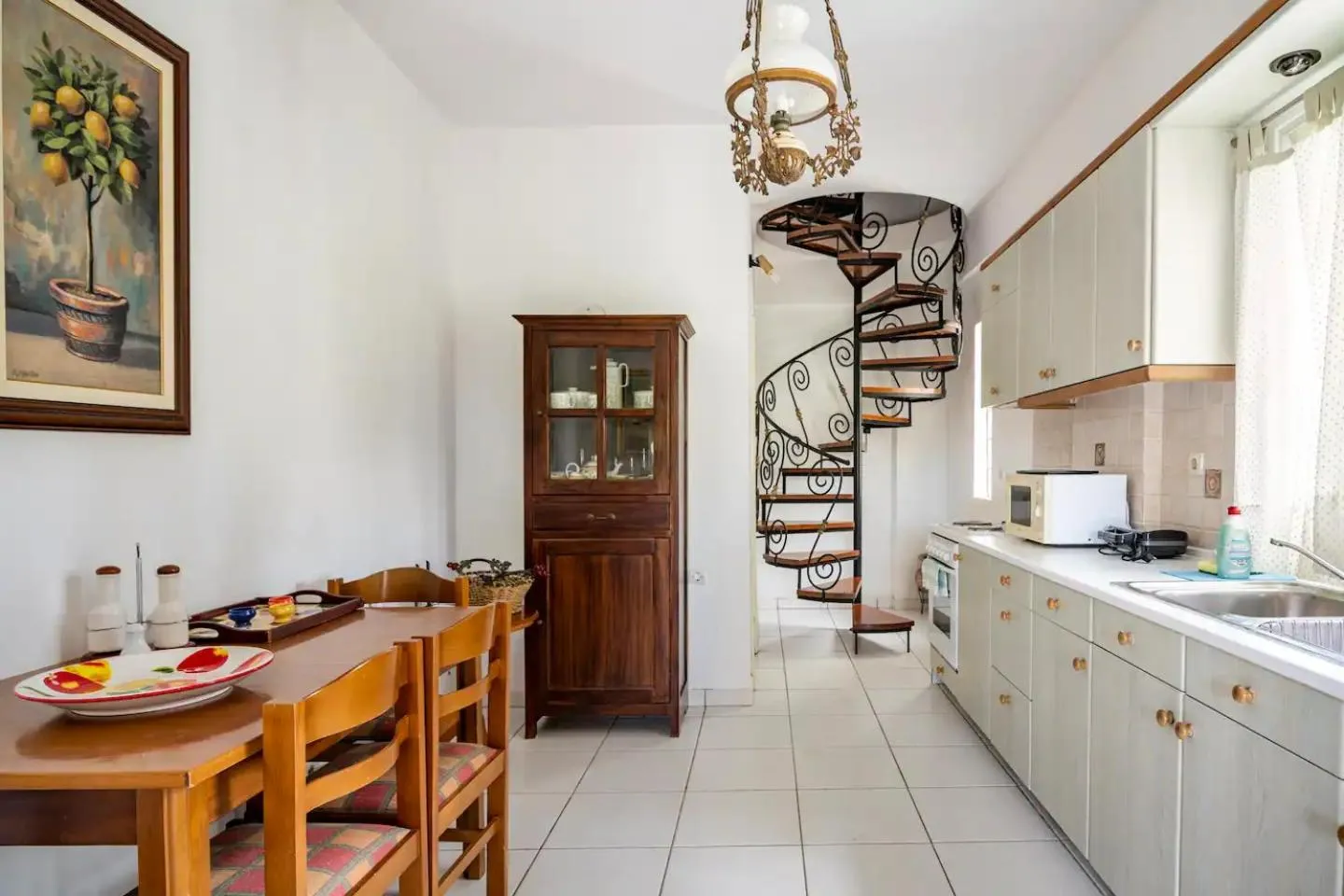 Kitchen or kitchenette in St. George Villa
