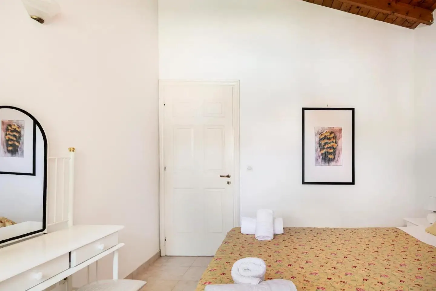 Bedroom, Bed in St. George Villa