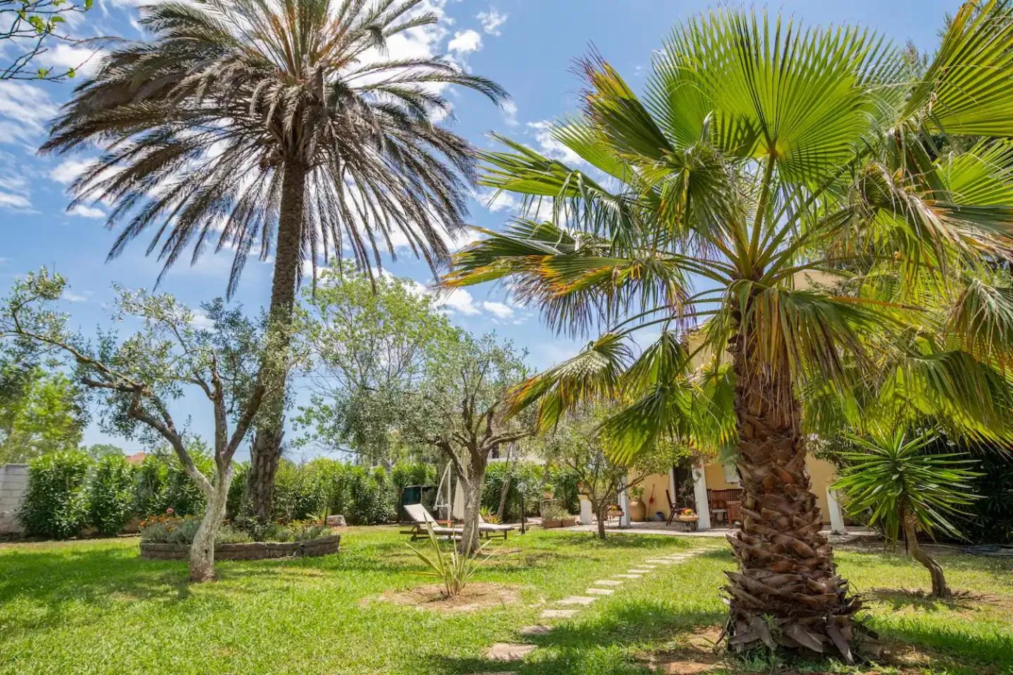 Day in St. George Villa
