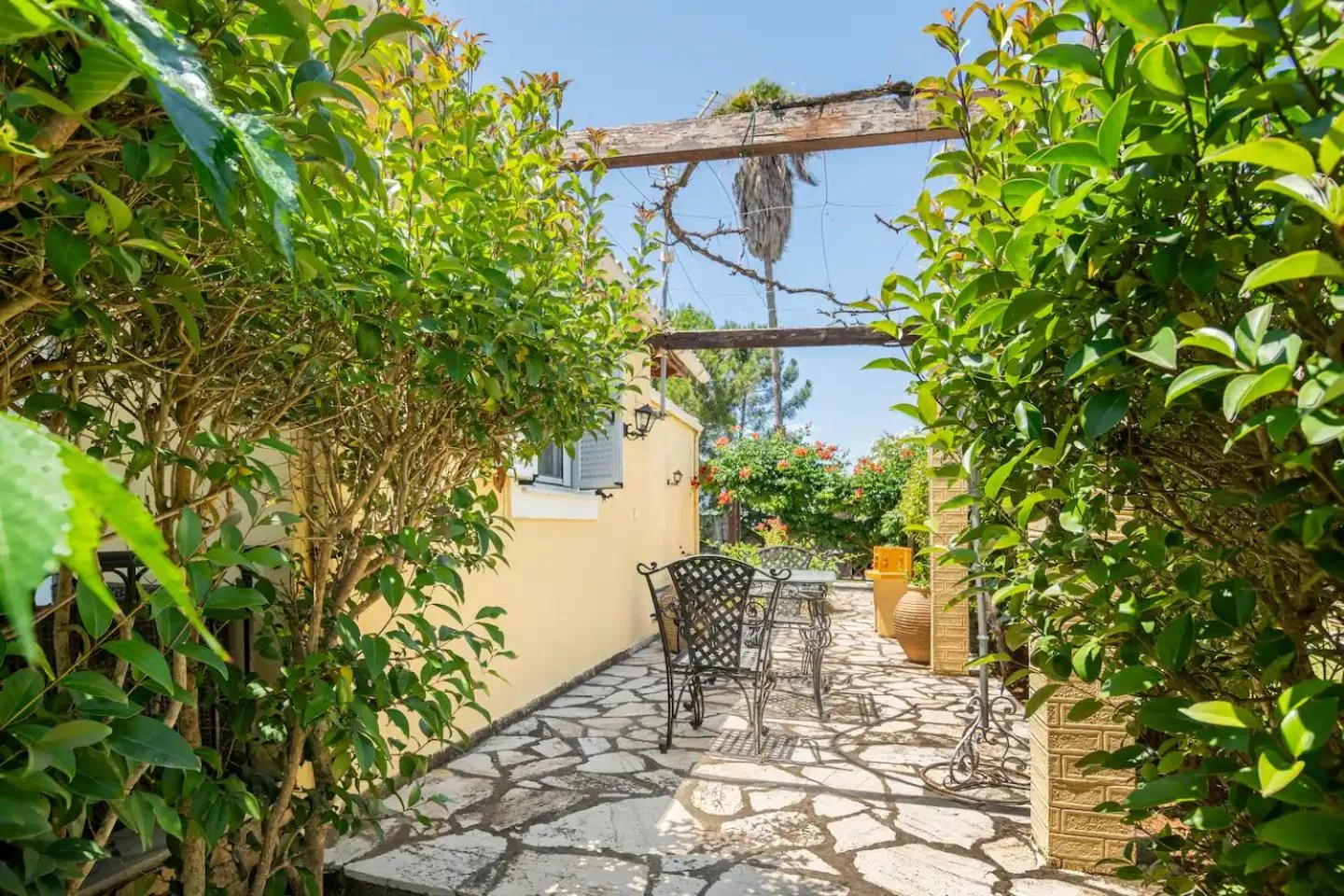 Garden view in St. George Villa
