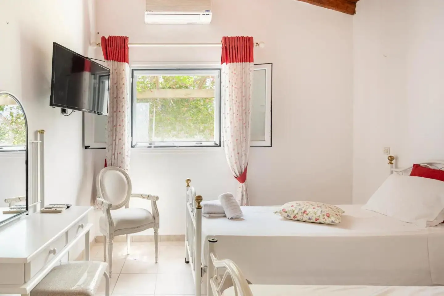 Bed in St. George Villa