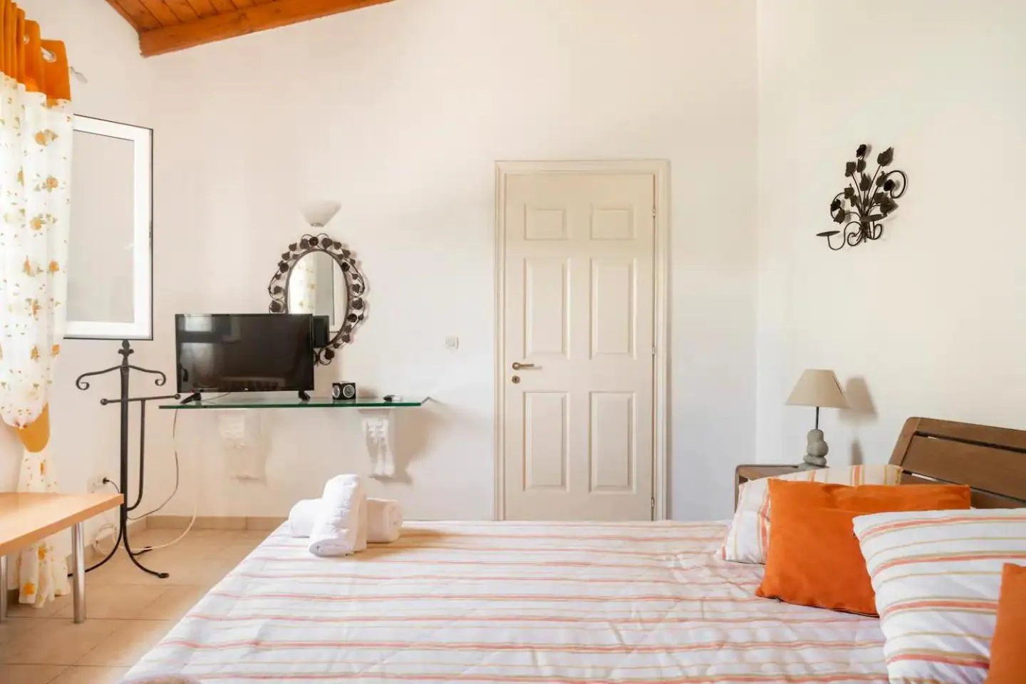 Bedroom, Bed in St. George Villa