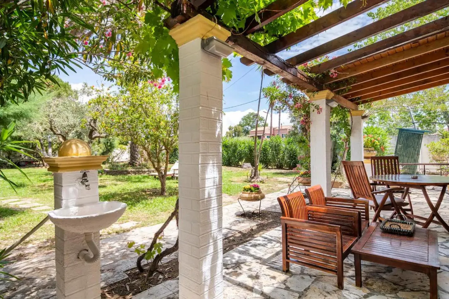 Day in St. George Villa