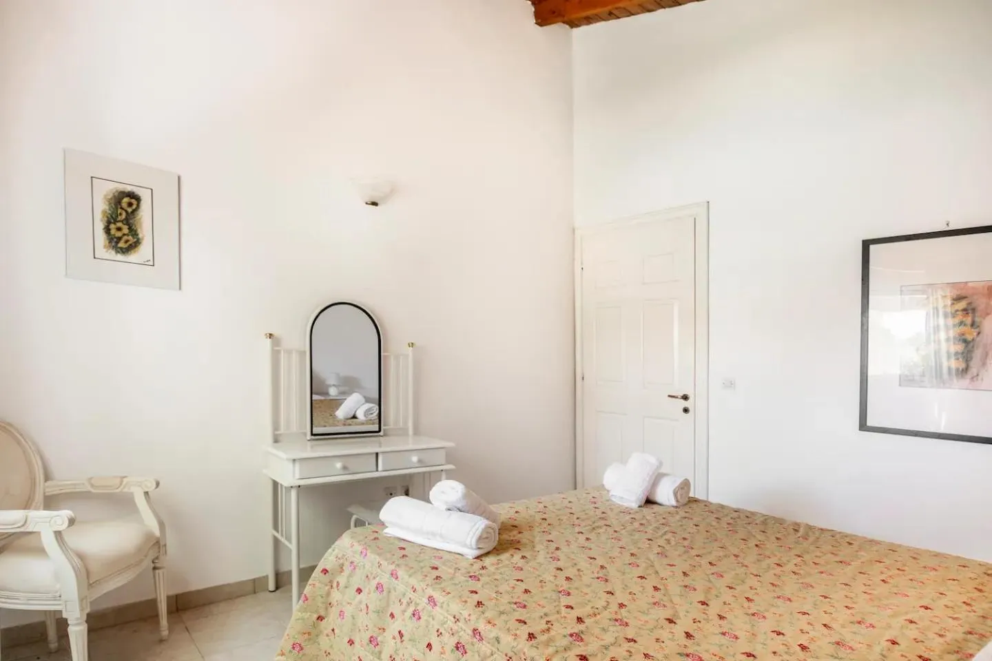 Bedroom, Bed in St. George Villa