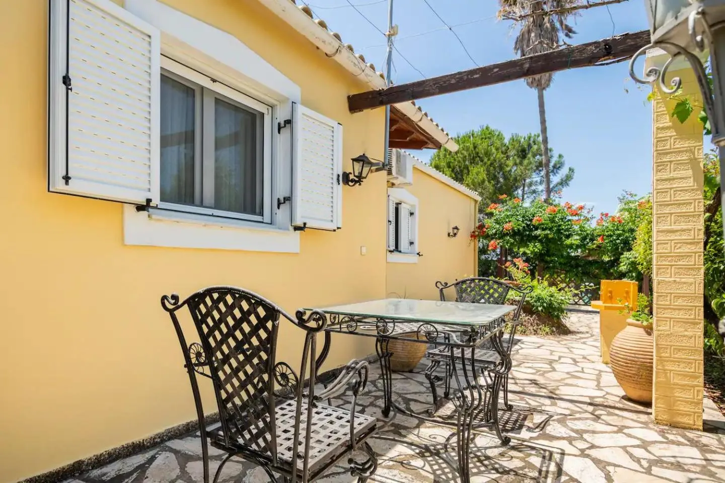 Garden in St. George Villa