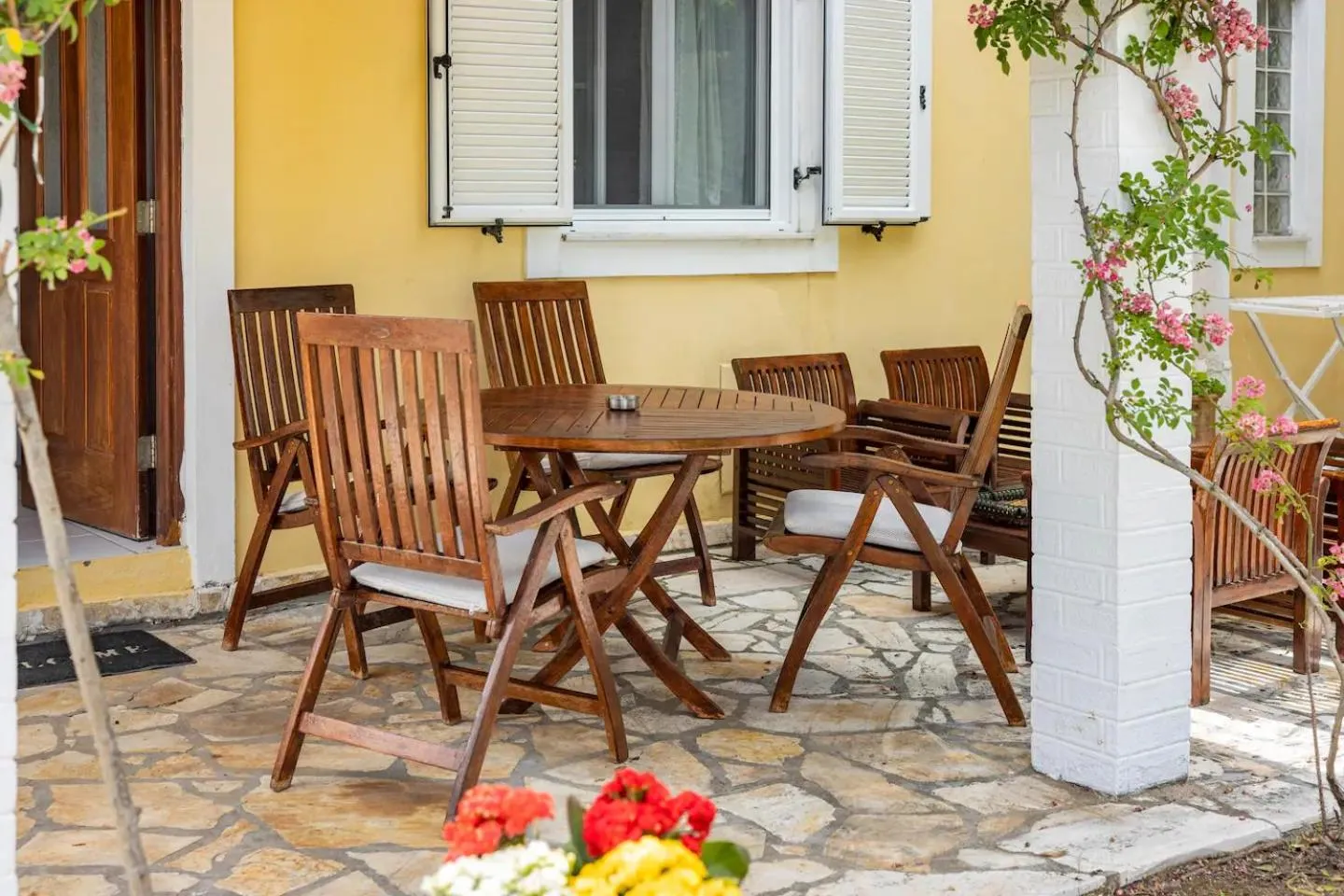 Dining area in St. George Villa