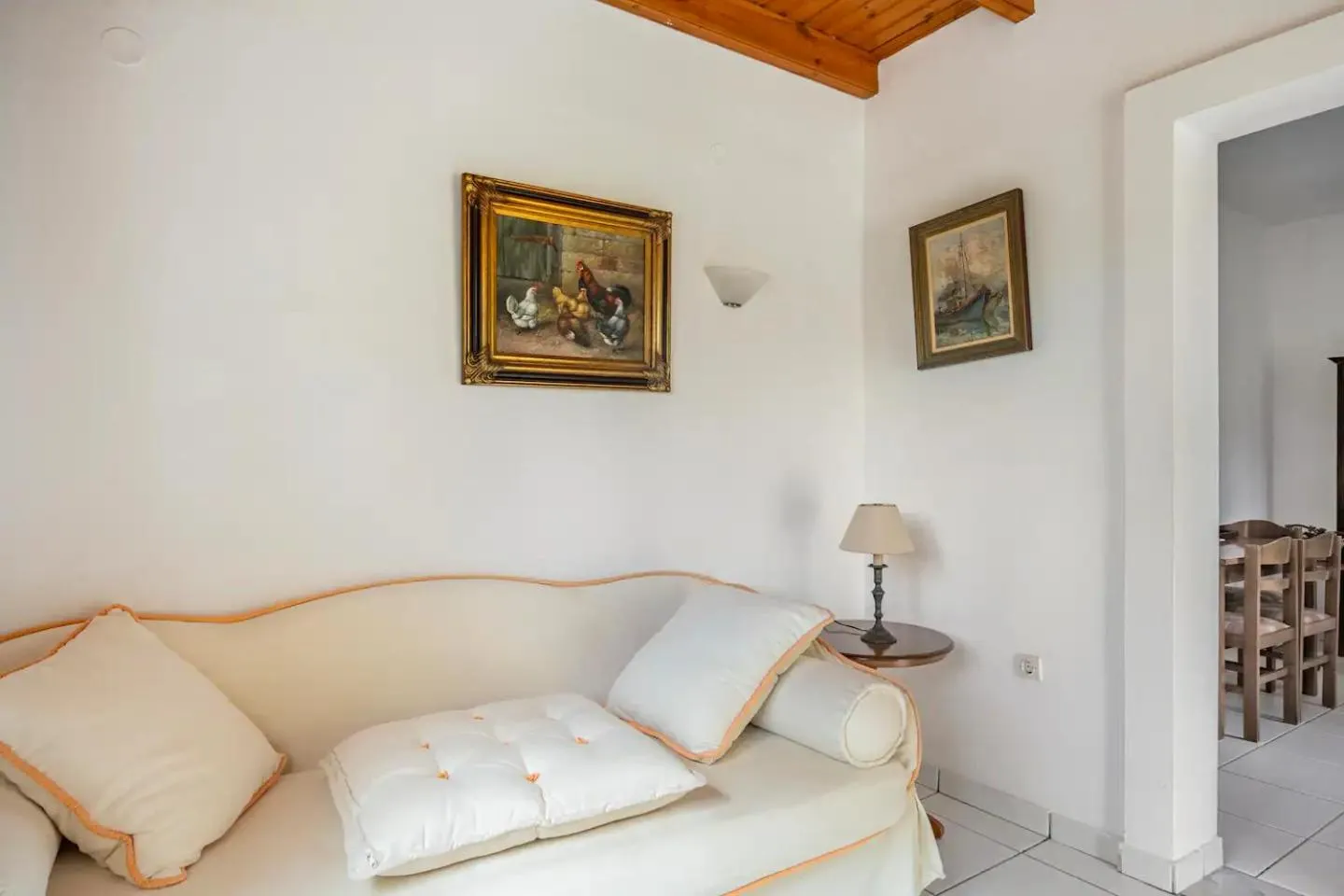 Decorative detail in St. George Villa