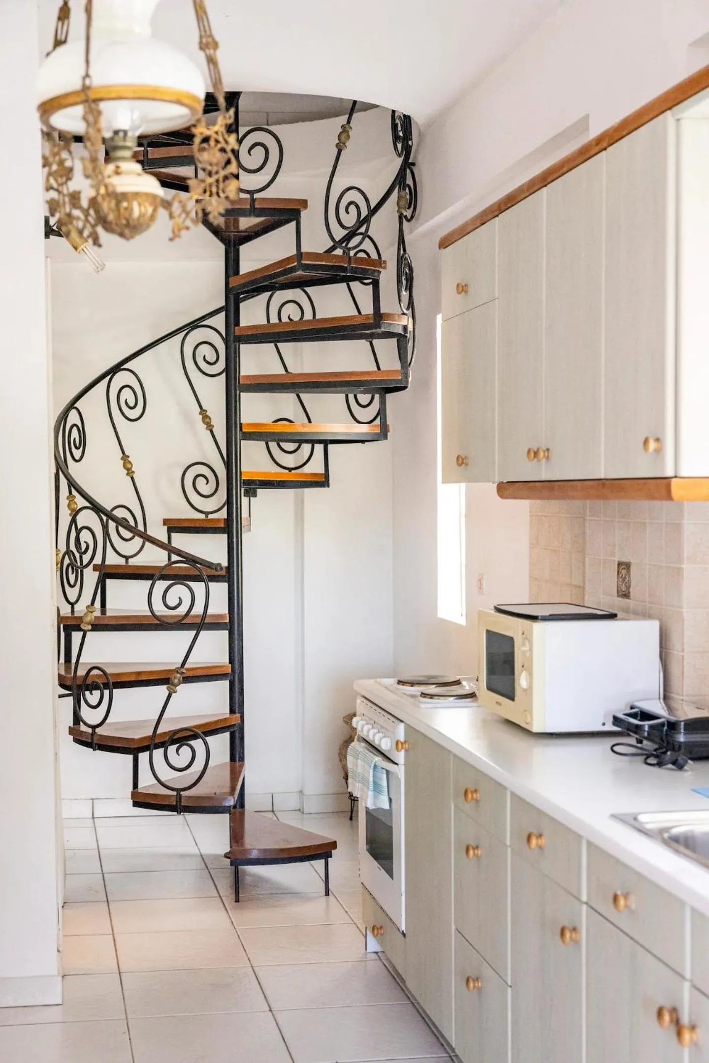 Decorative detail in St. George Villa