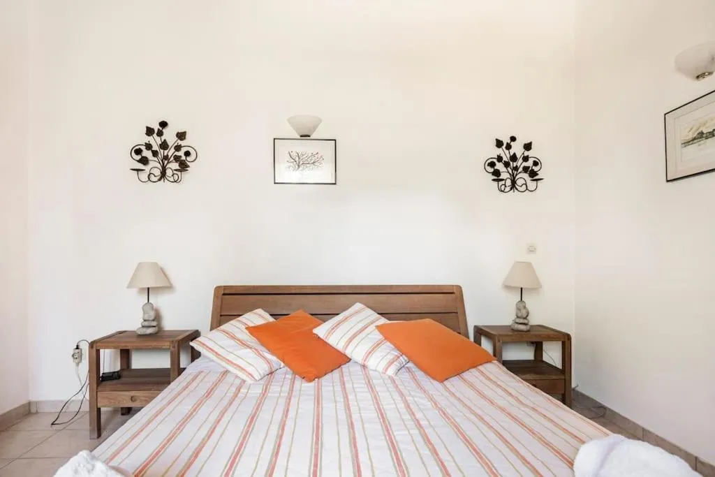 Bed in St. George Villa