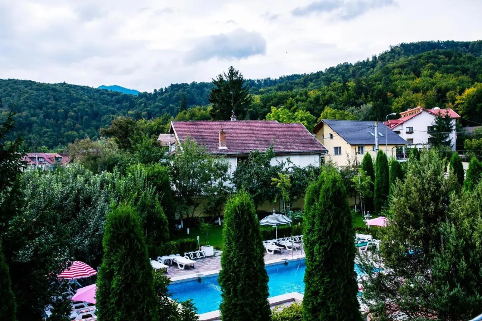 Swimming pool in Grand Hotel Swimming pool in Grand Hotel