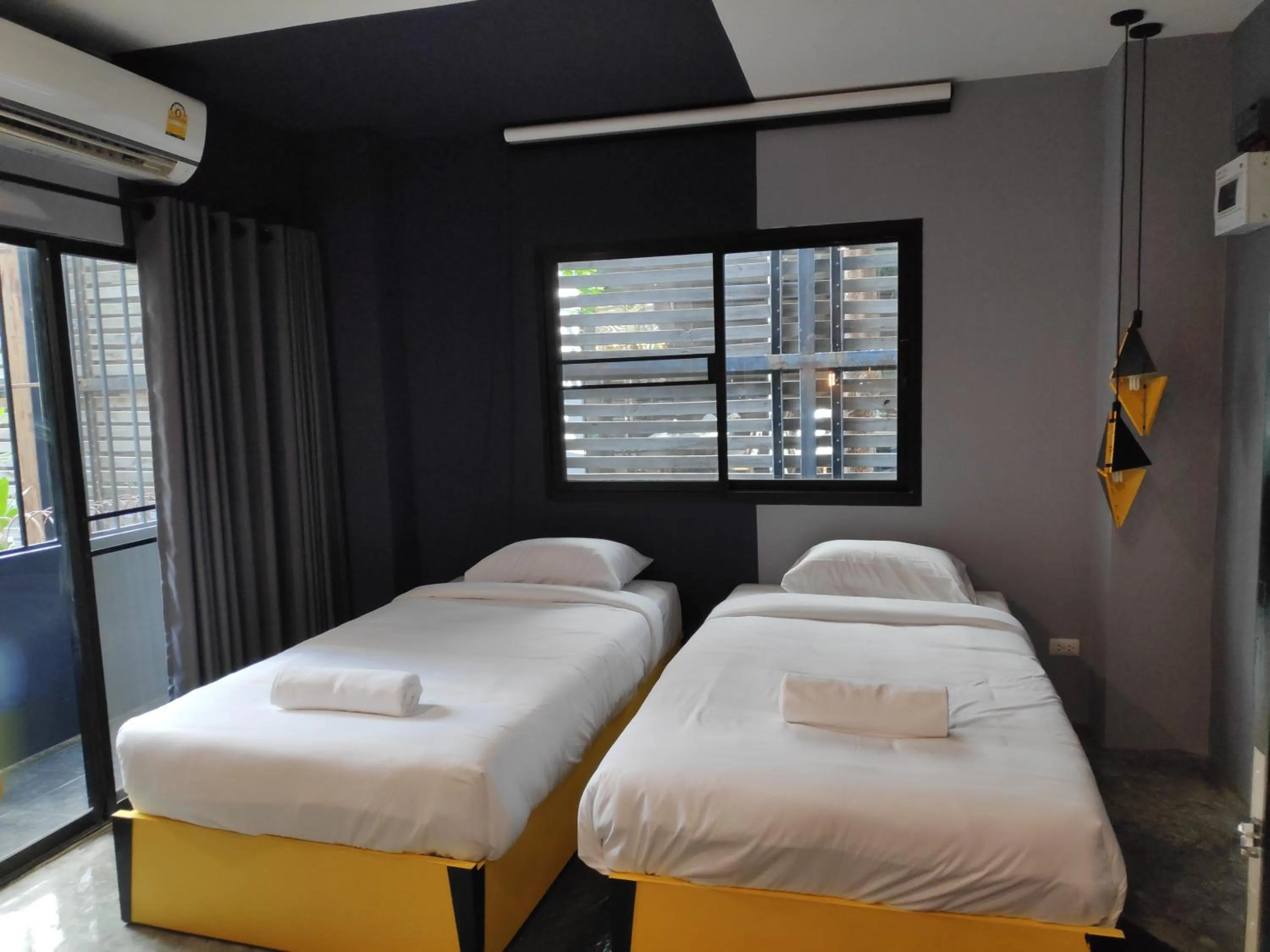 Bed in Ratch66 Huai Khwang MRT