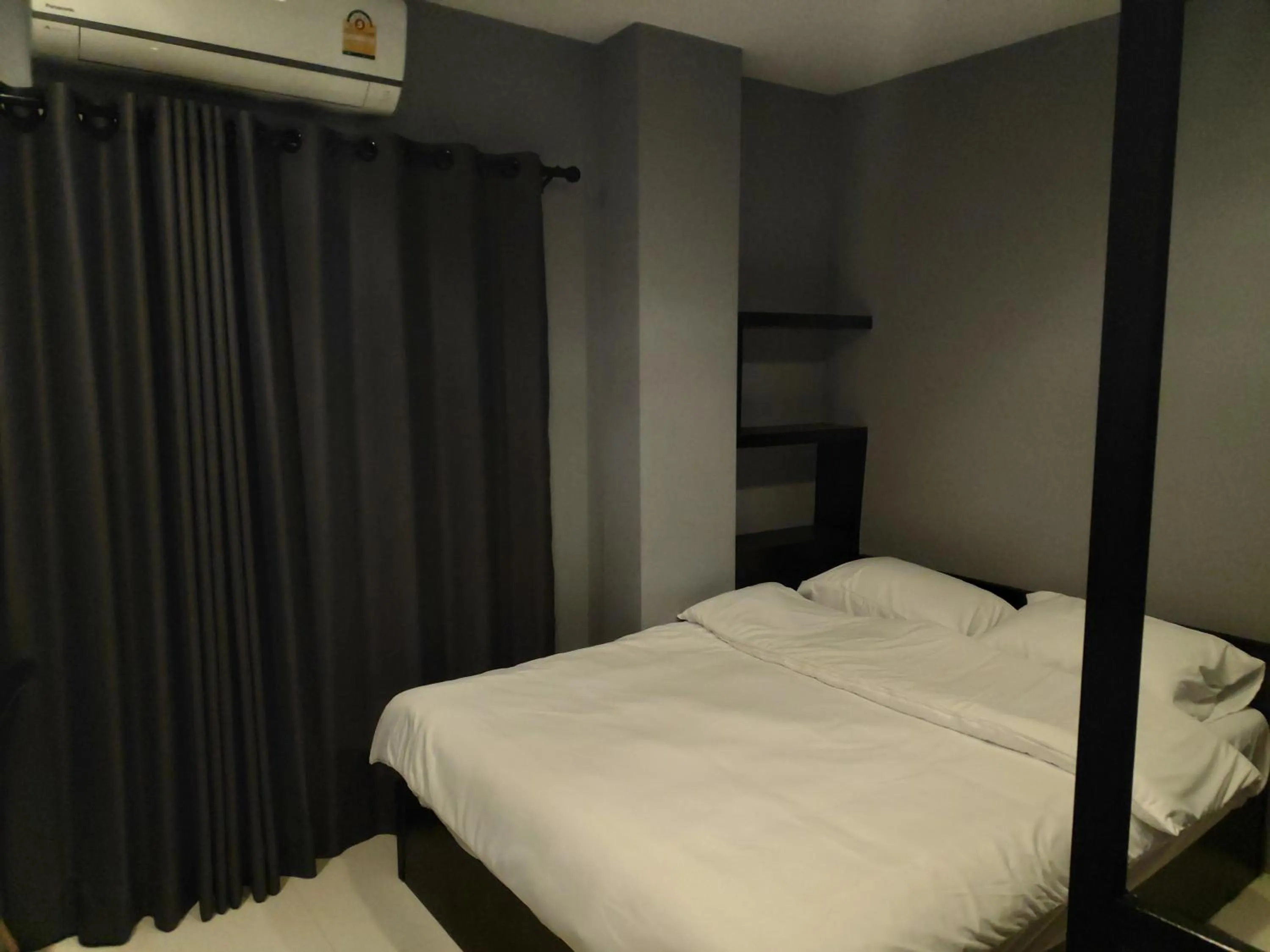 Bed in Ratch66 Huai Khwang MRT