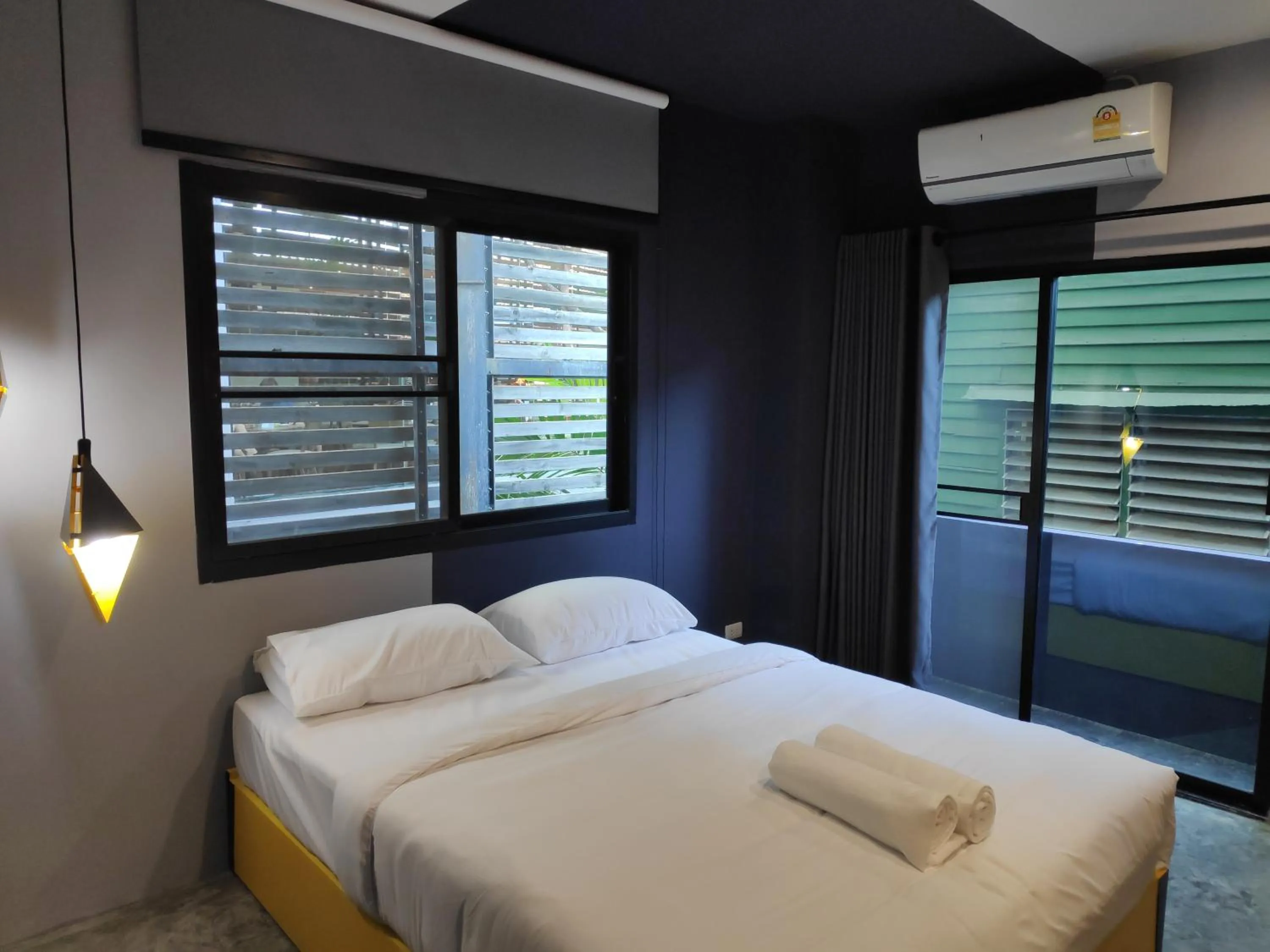 Bed in Ratch66 Huai Khwang MRT