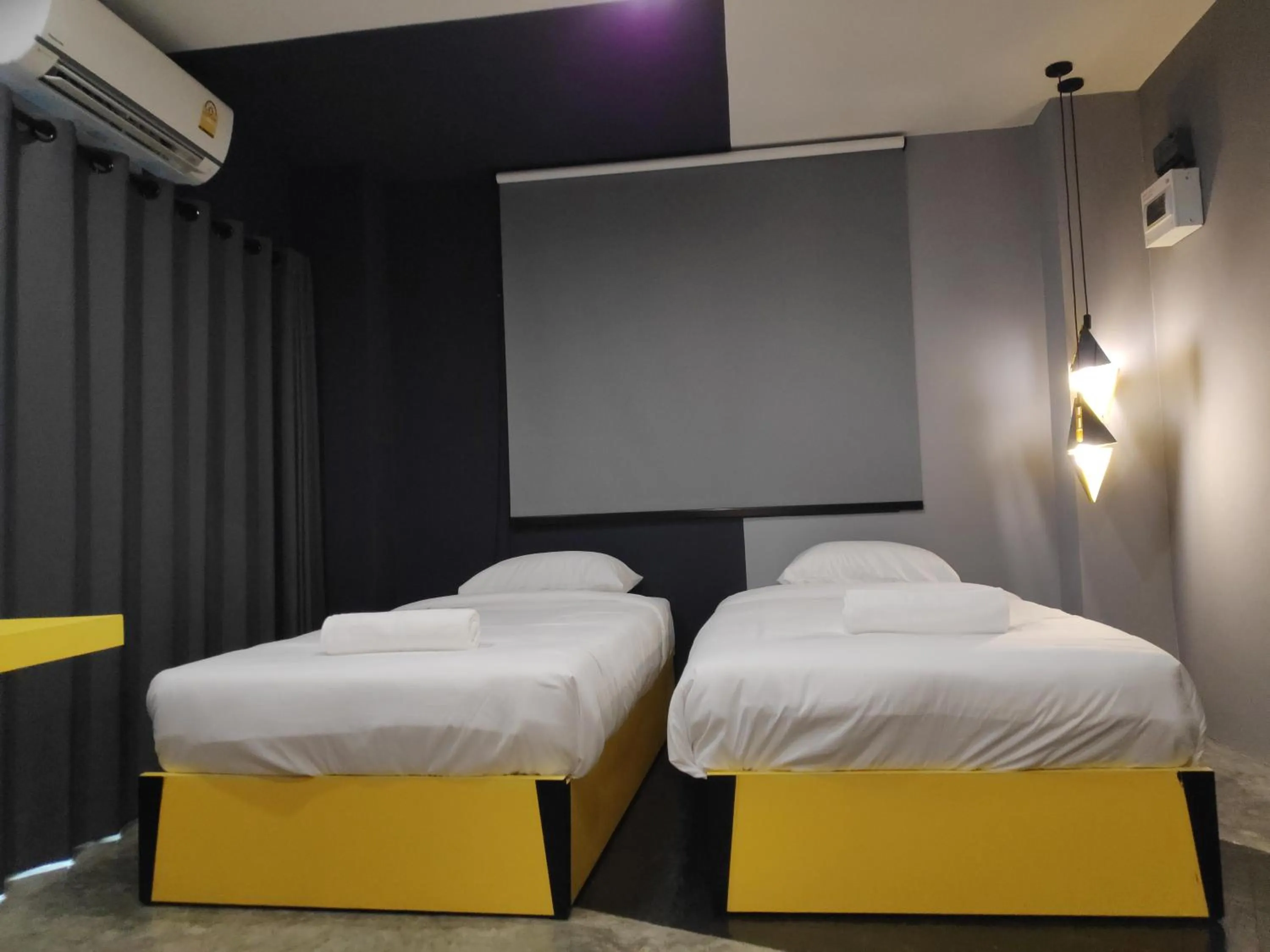 Bed in Ratch66 Huai Khwang MRT