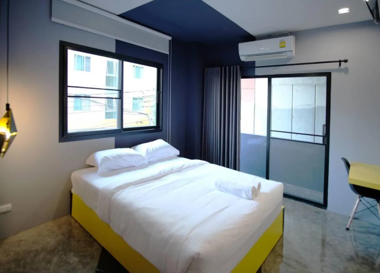 Bed in Ratch66 Huai Khwang MRT