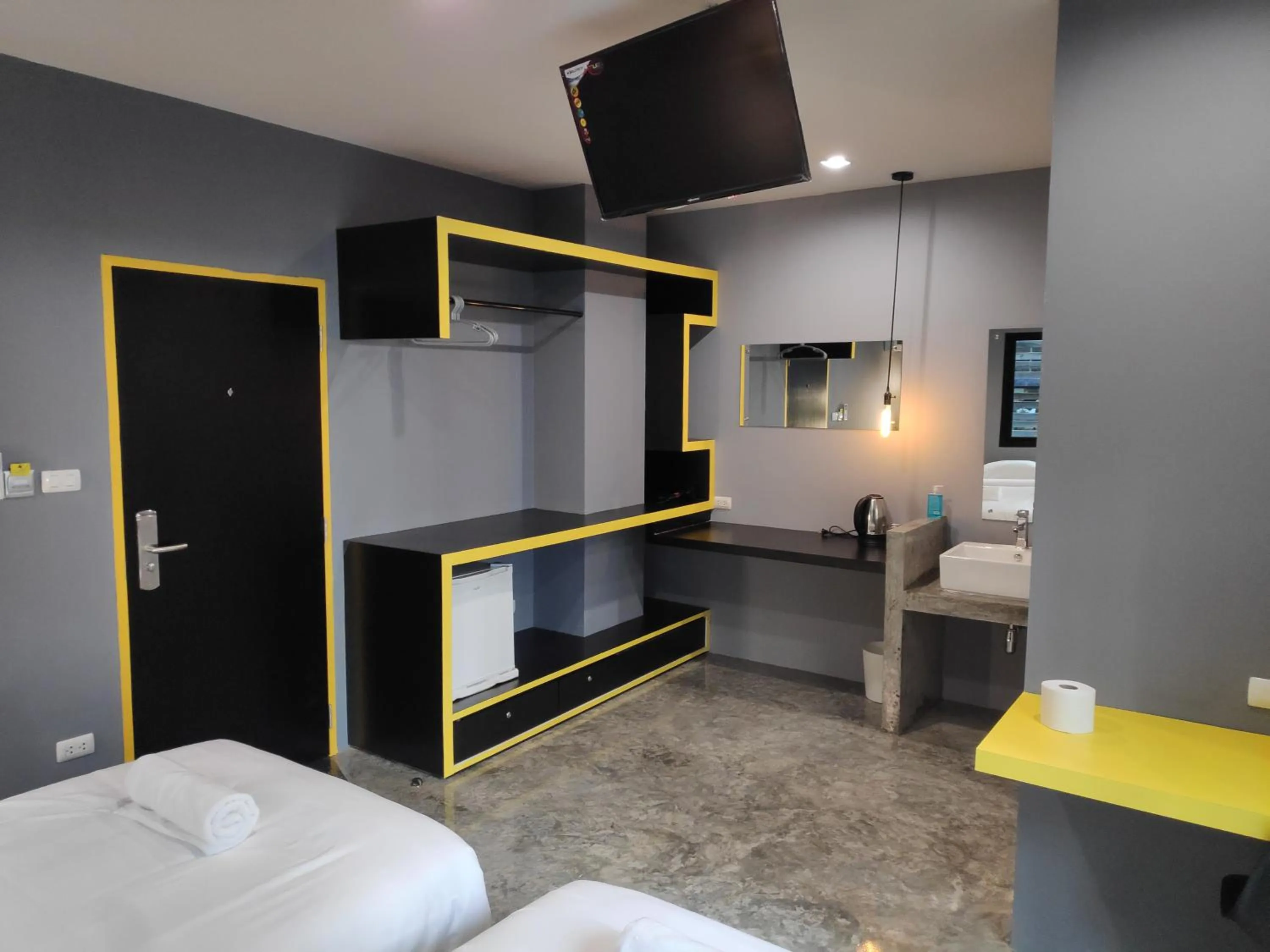 Bed in Ratch66 Huai Khwang MRT