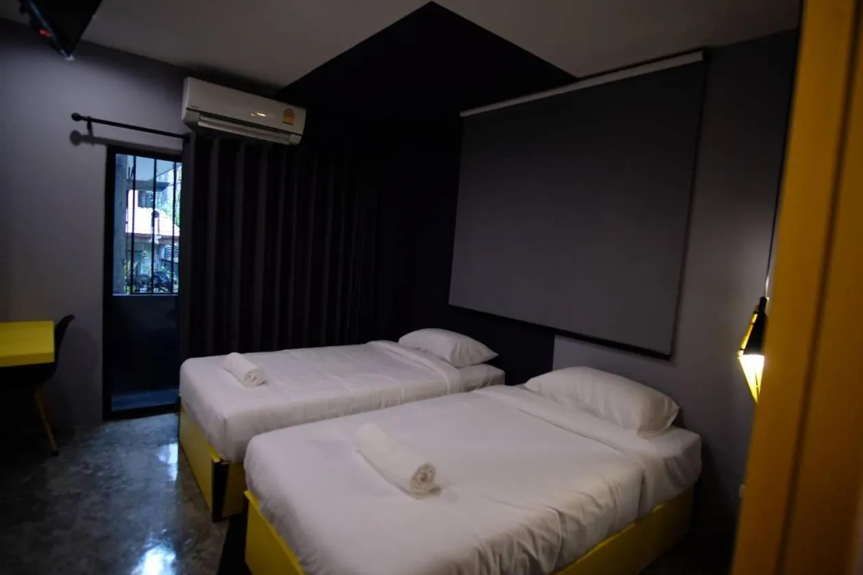 Bed in Ratch66 Huai Khwang MRT