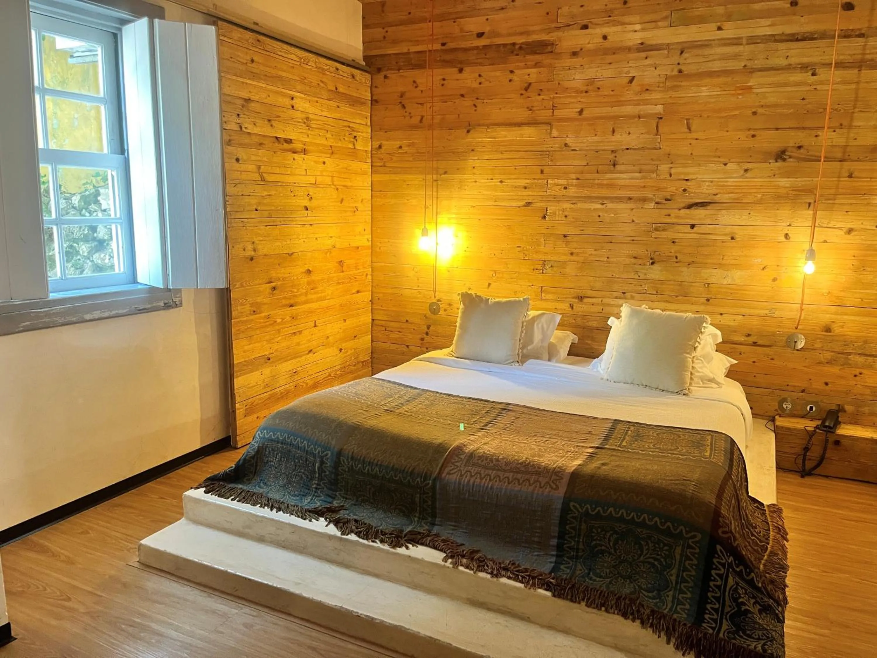 Bed in The Literary Man Obidos Hotel