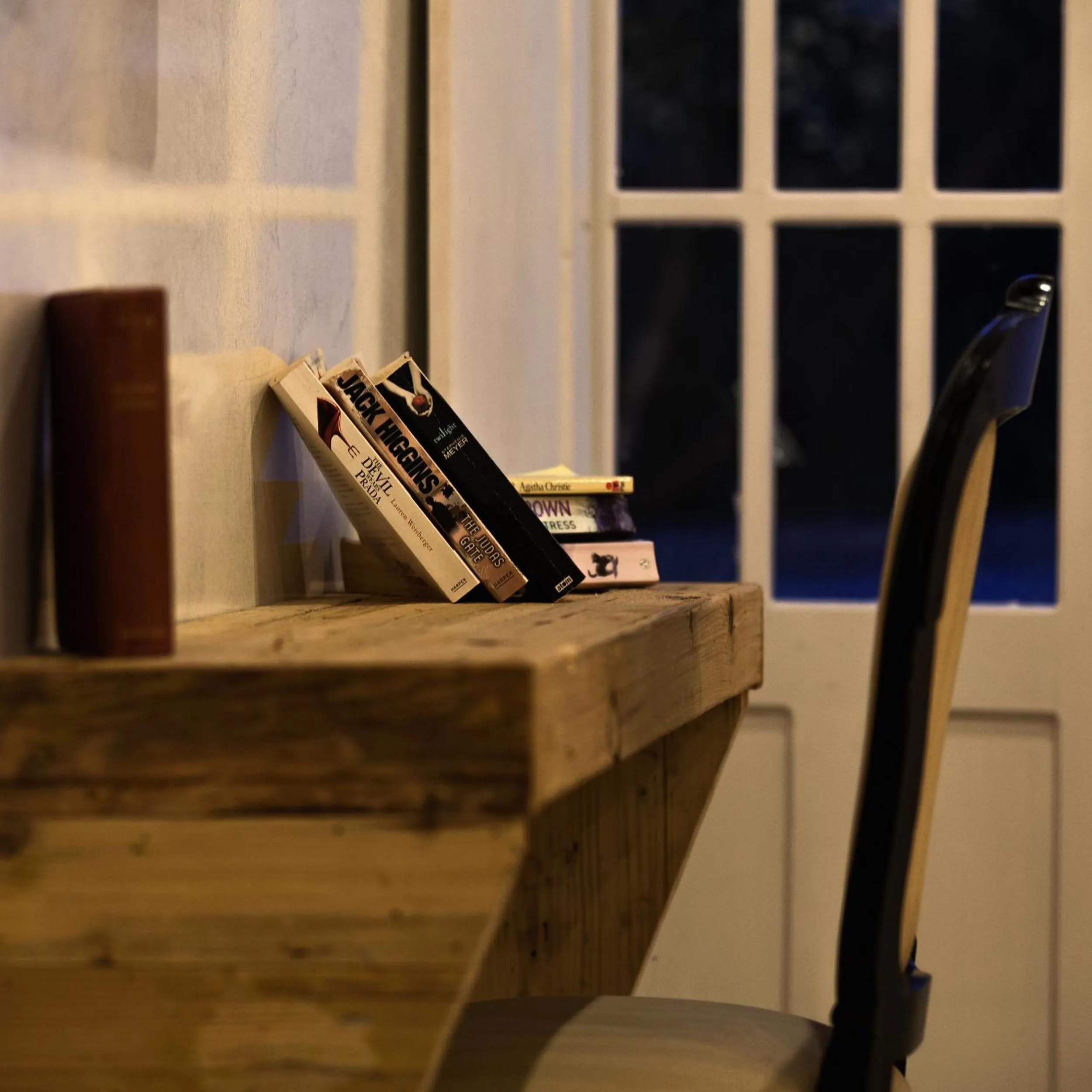 Decorative detail in The Literary Man Obidos Hotel
