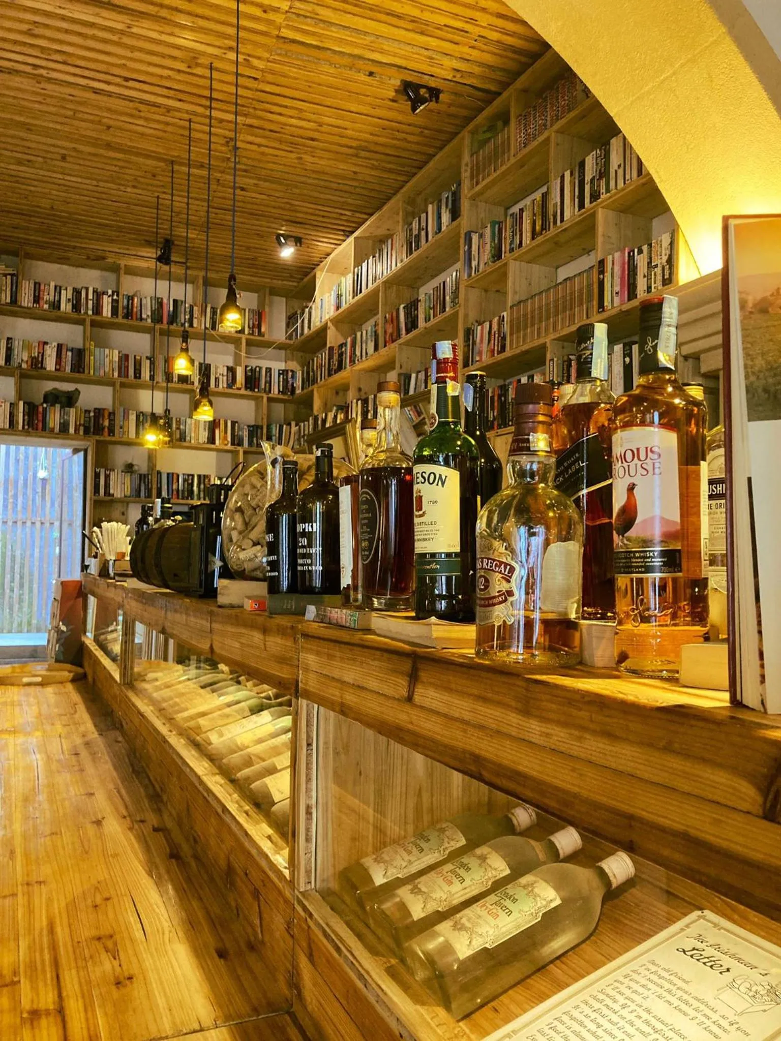 Restaurant/places to eat in The Literary Man Obidos Hotel