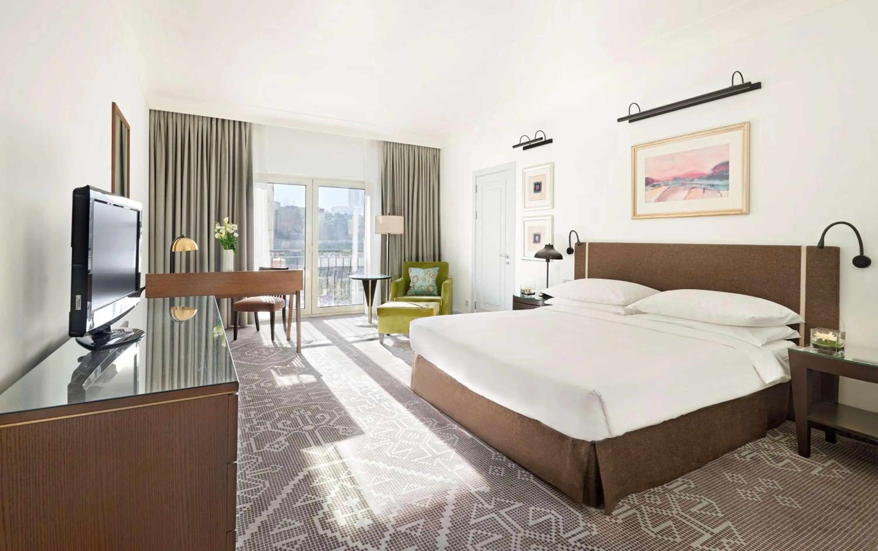 Photo of the whole room, Bed in Hyatt Regency Baku