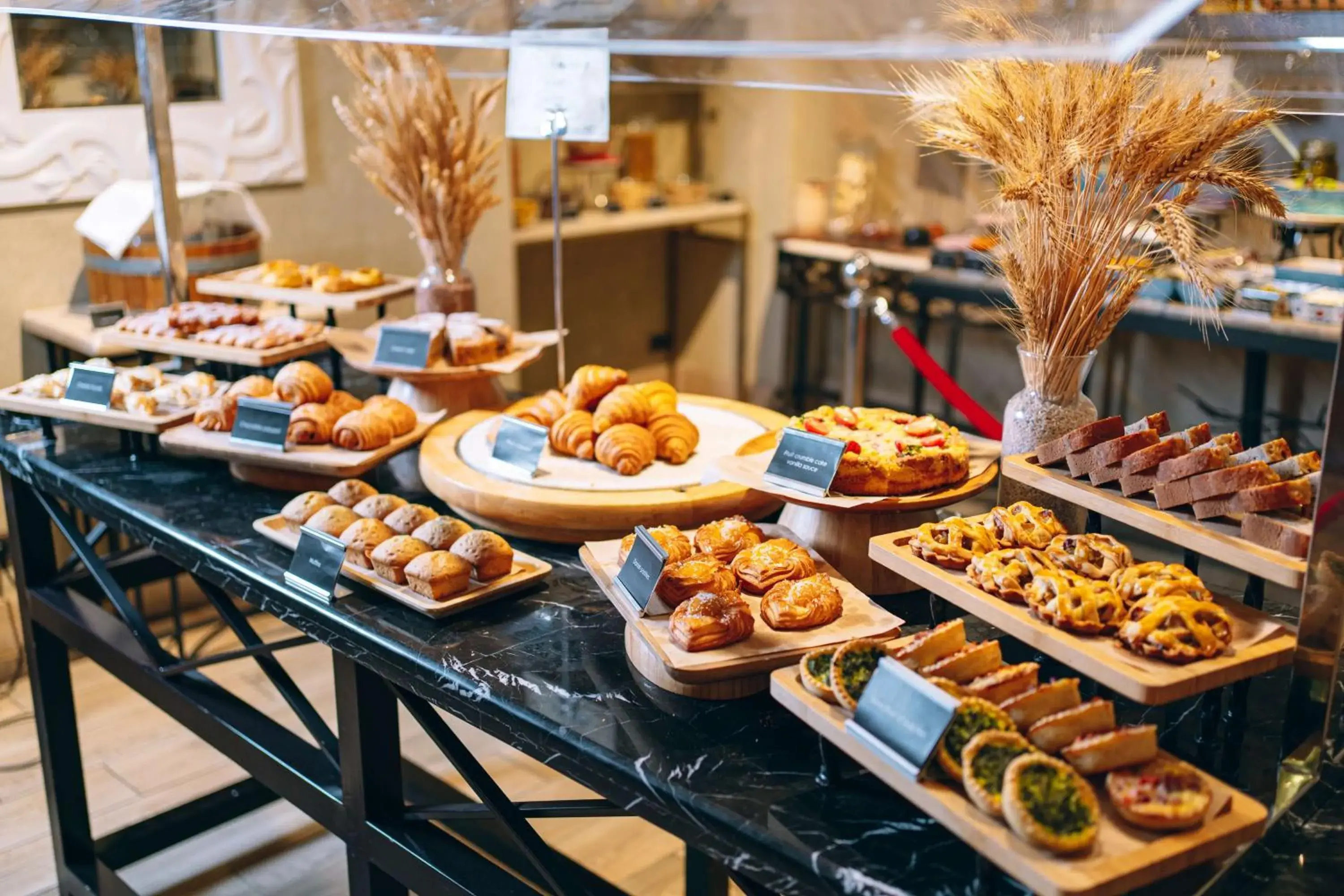 Restaurant/places to eat in Hyatt Regency Baku Restaurant/places to eat in Hyatt Regency Baku