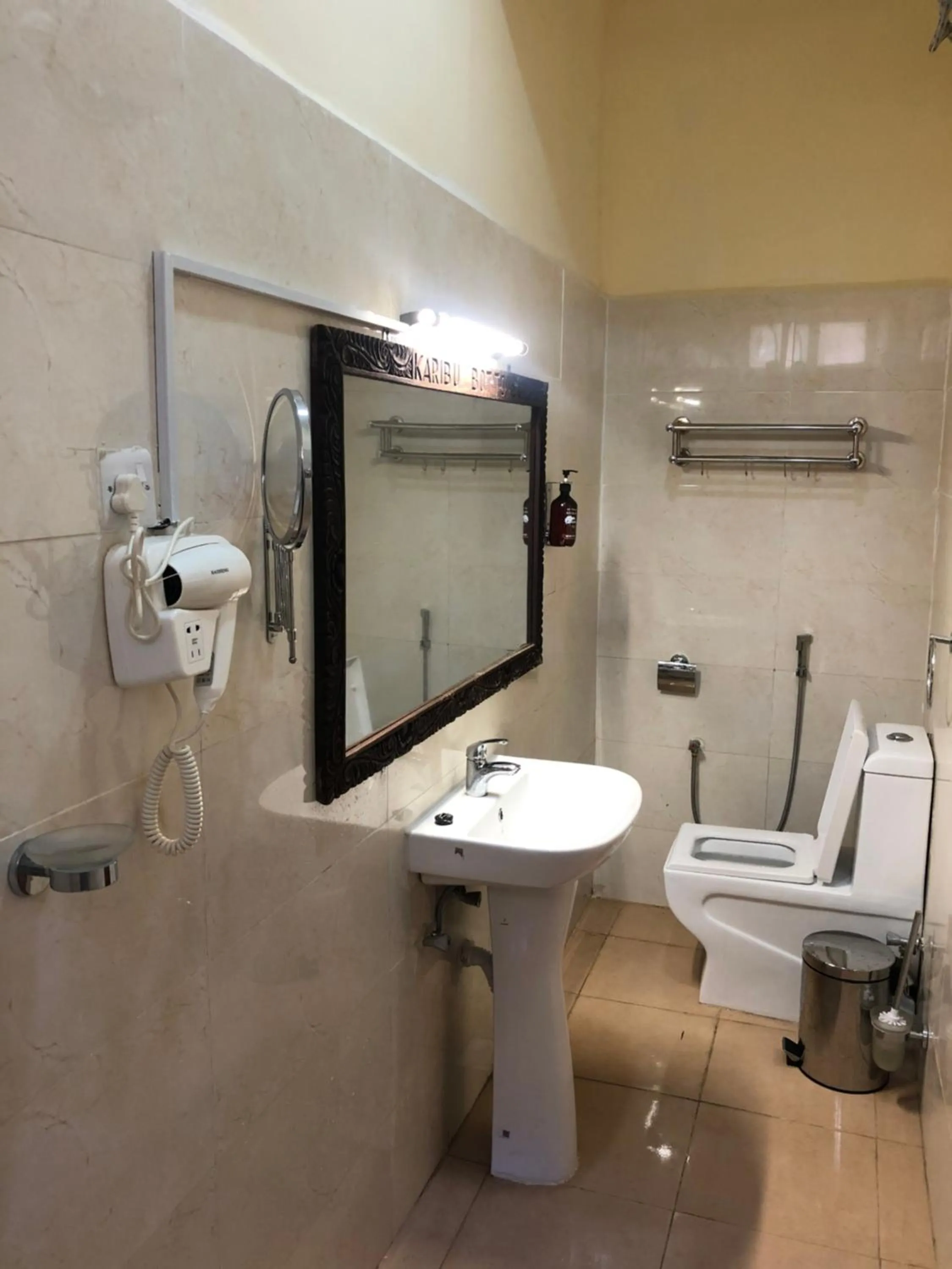 Bathroom in Bottoms Up