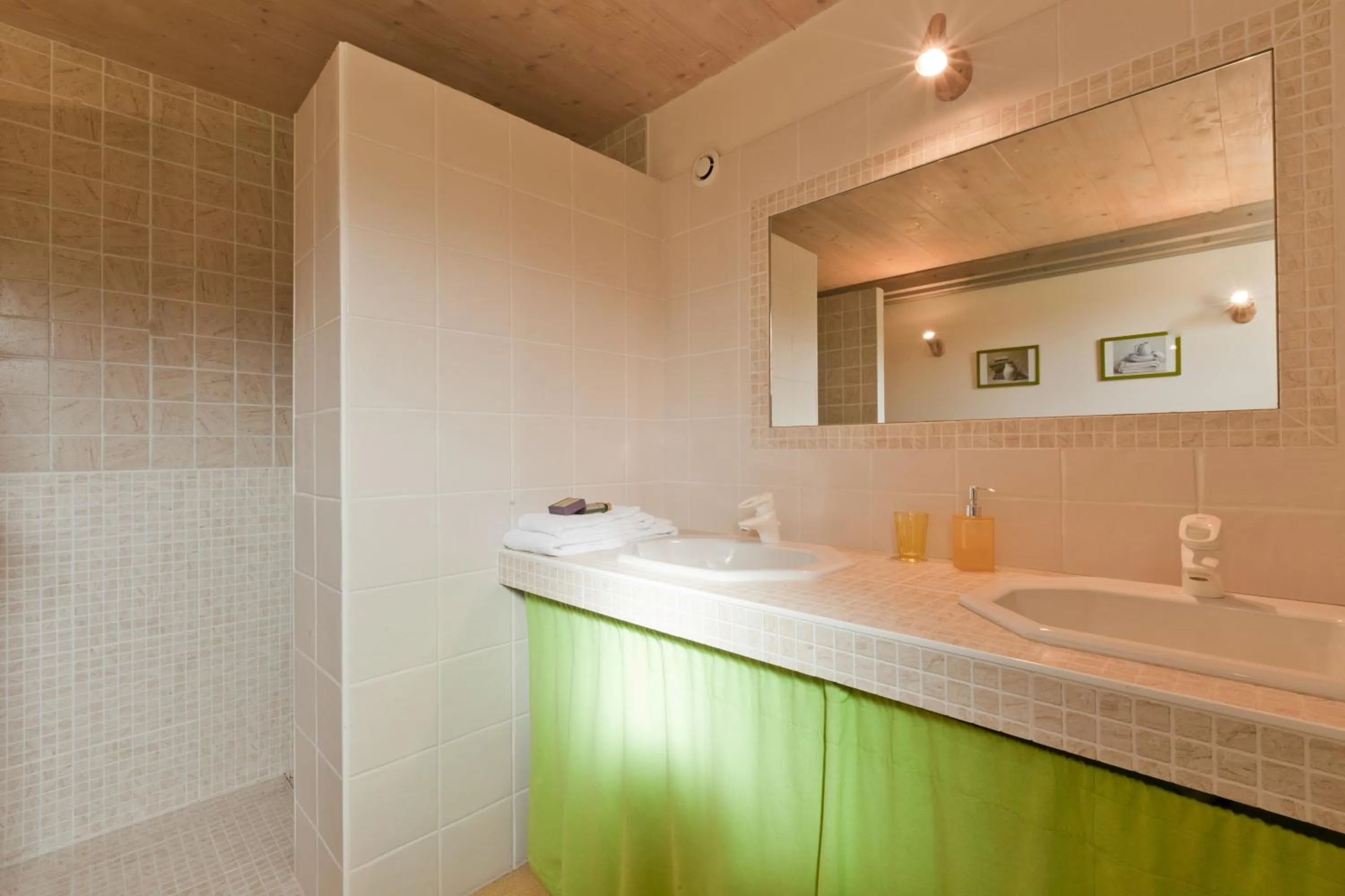 Domaine De La Combotte