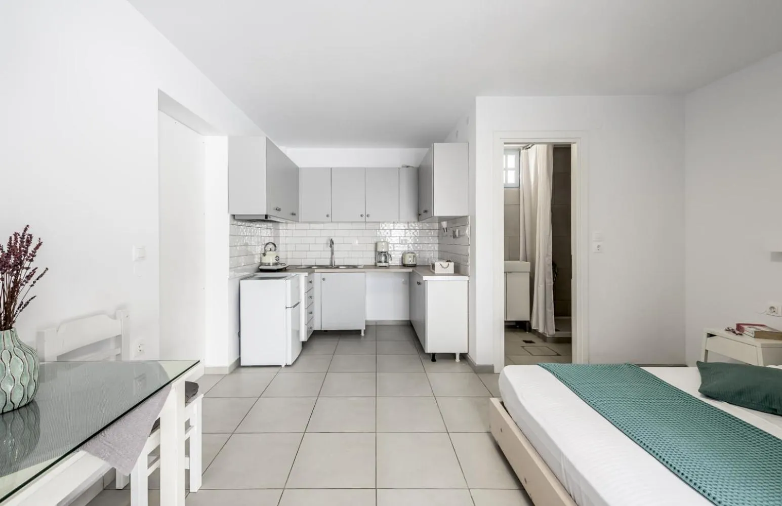 Bed in Hotel Ippocampos Studios