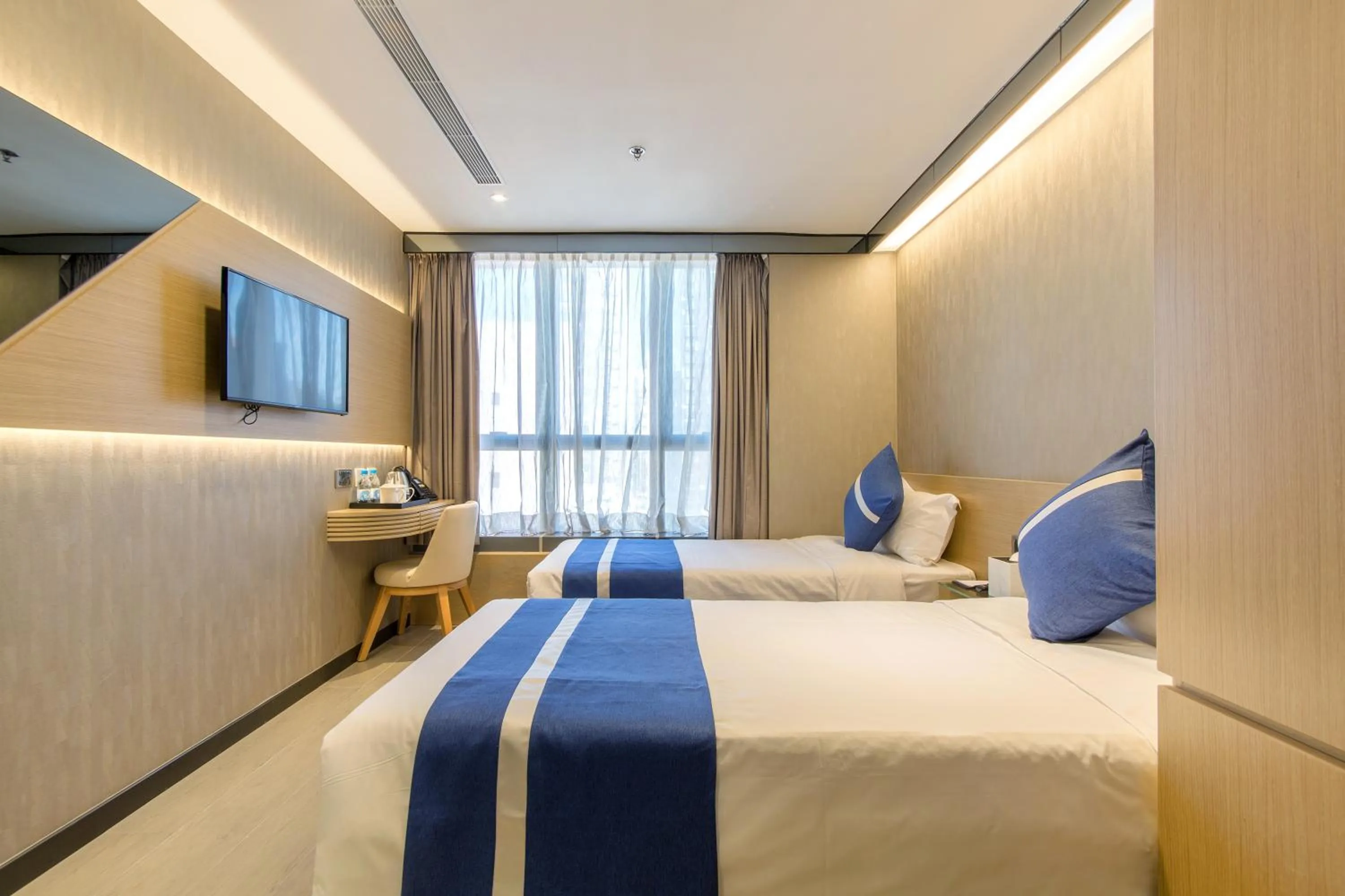 Photo of the whole room, Bed in Lumine Hotel