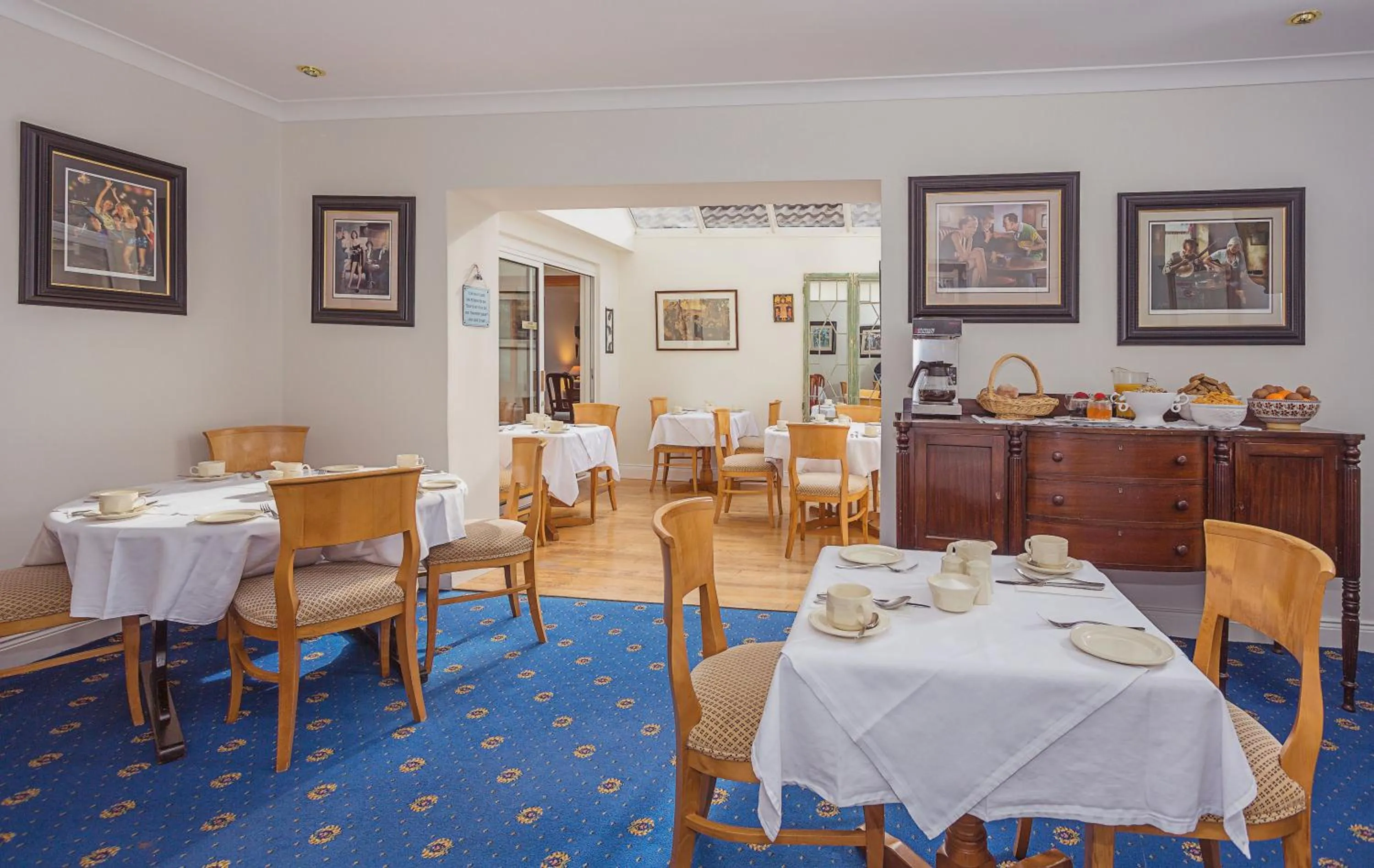 Dining area in Abbey Lodge