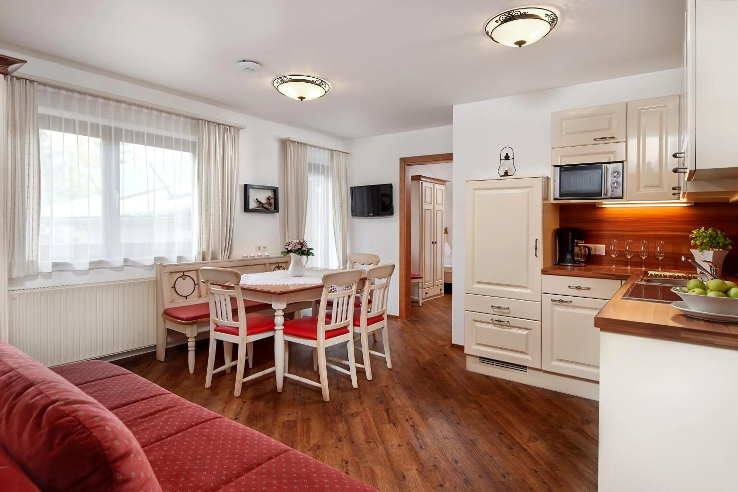 Kitchen or kitchenette in Aparthotel Dachsteinblick