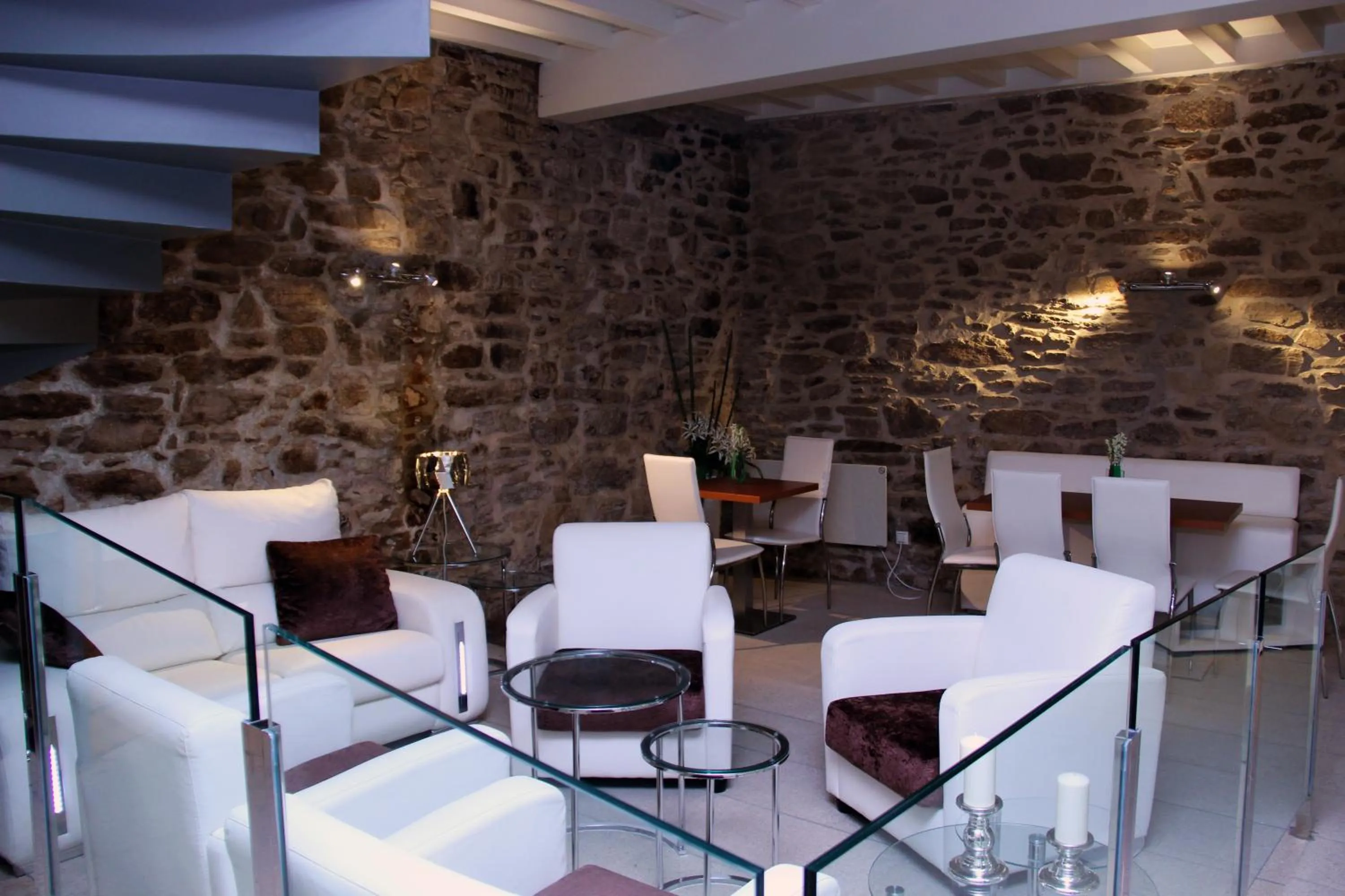 Property building in Hotel Montenegro Compostela