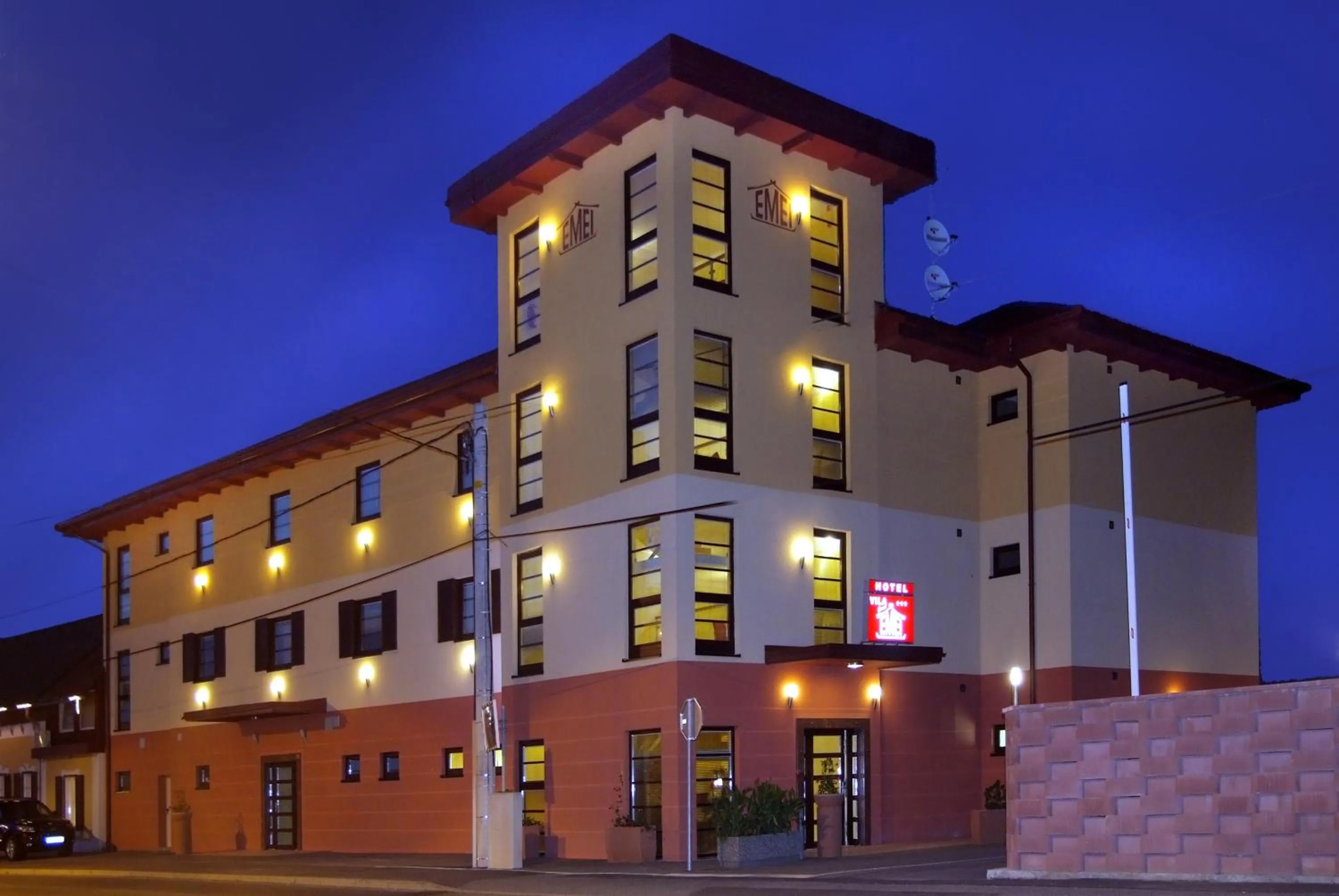 Hotel Vila Emei