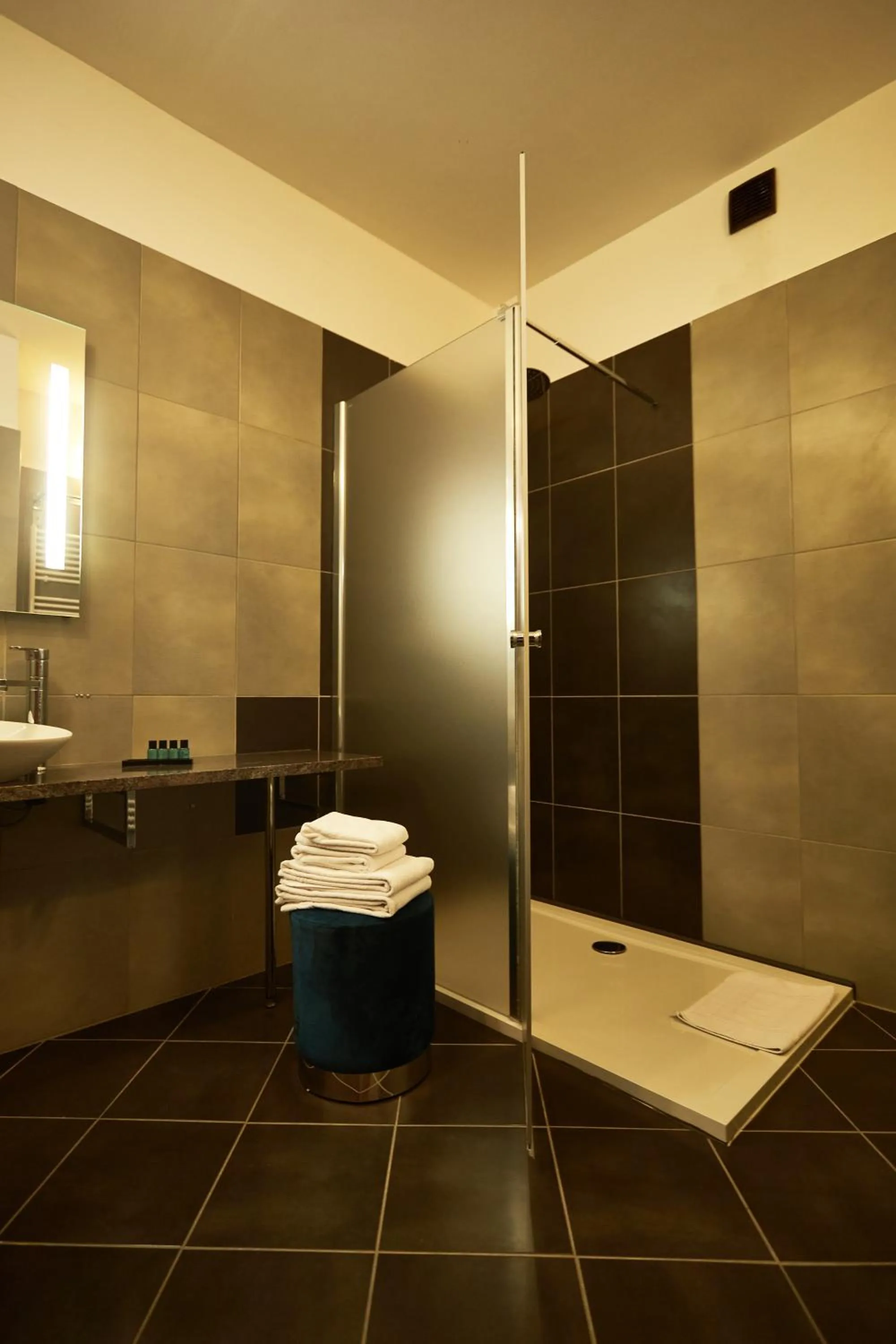 Deluxe Double Room in Hotel Vila Emei