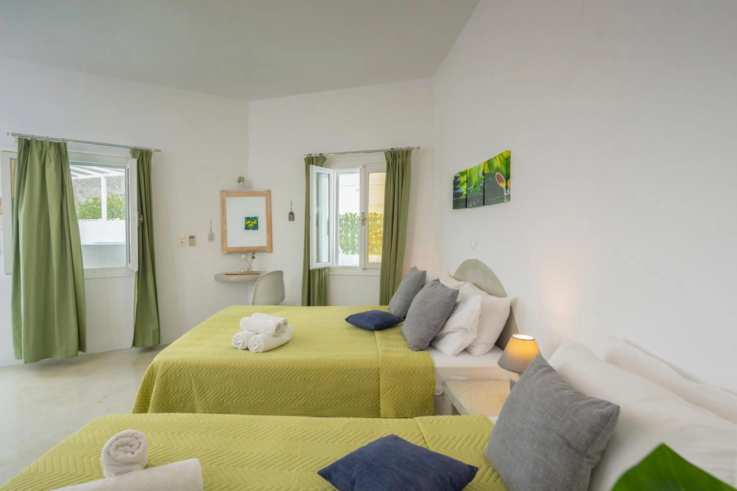 Bed in Loukas & Emma Eco Houses