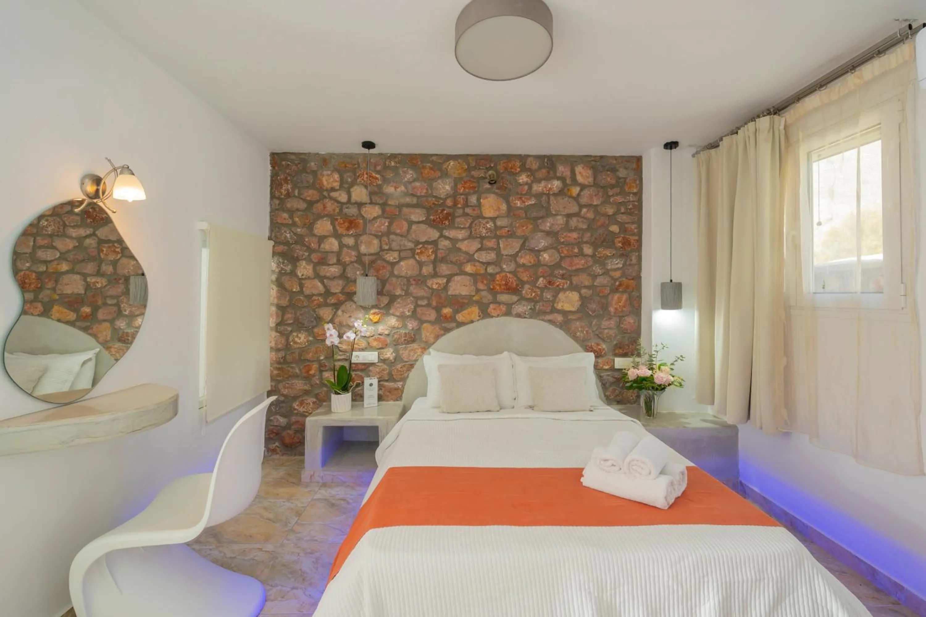 Bed in Loukas & Emma Eco Houses