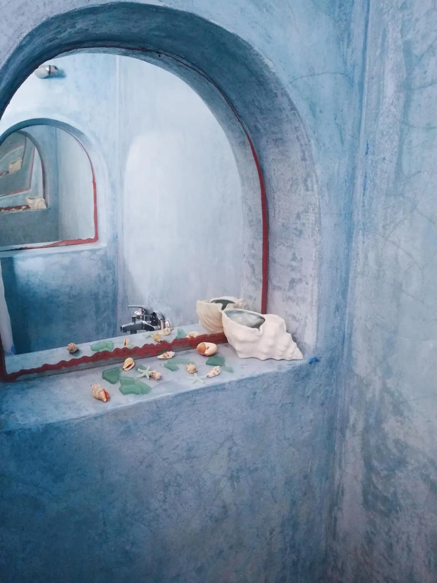 Shower in Loukas & Emma Eco Houses