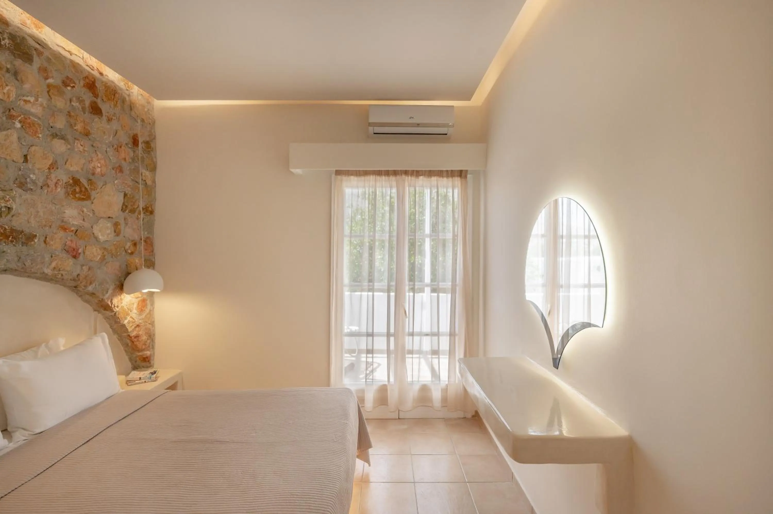 Bedroom, Bed in Loukas & Emma Eco Houses