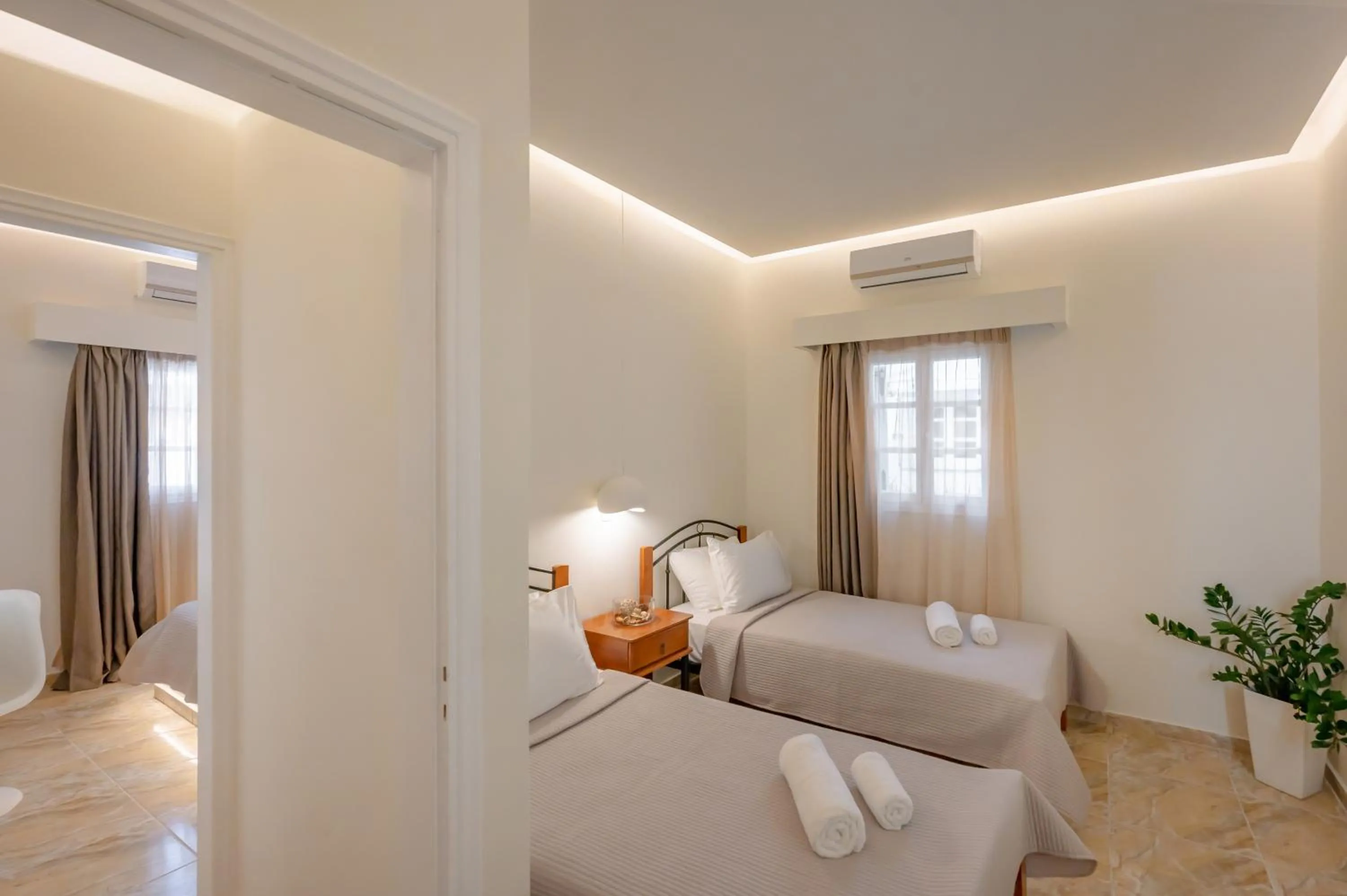 Bedroom, Bed in Loukas & Emma Eco Houses