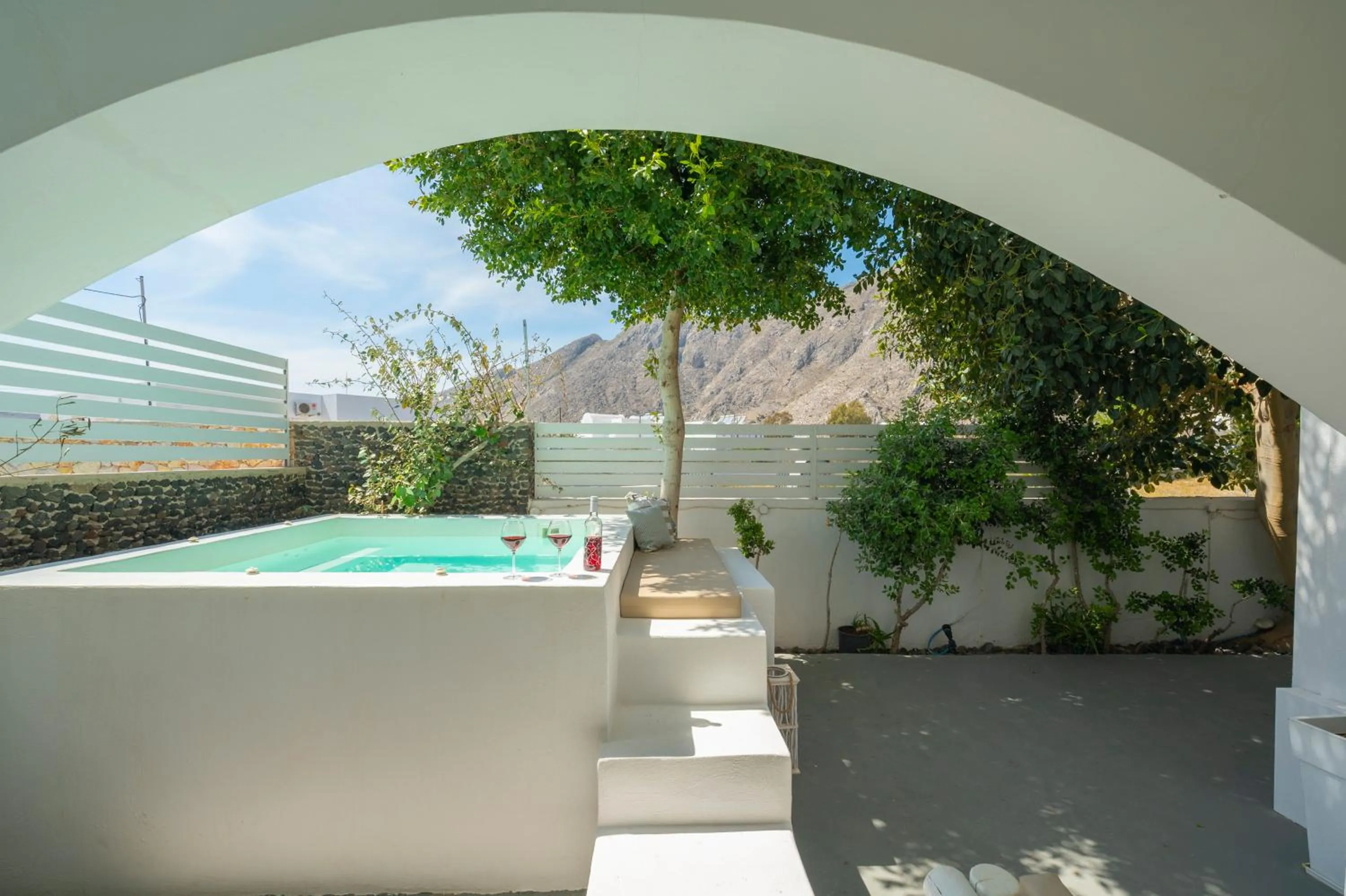 Patio in Loukas & Emma Eco Houses