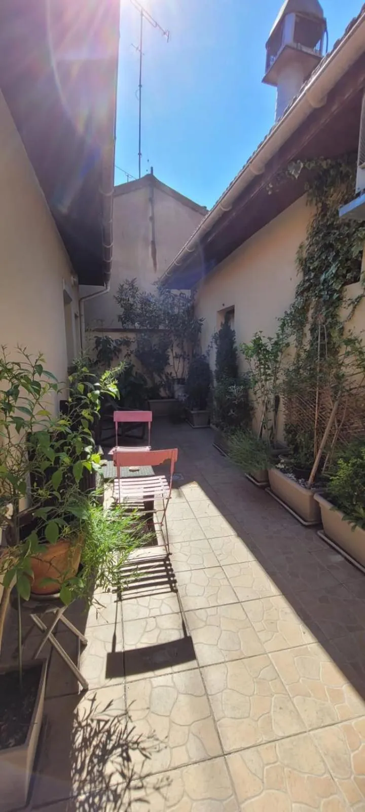 Garden in Résidence Molière Hôtel Paris Montrouge