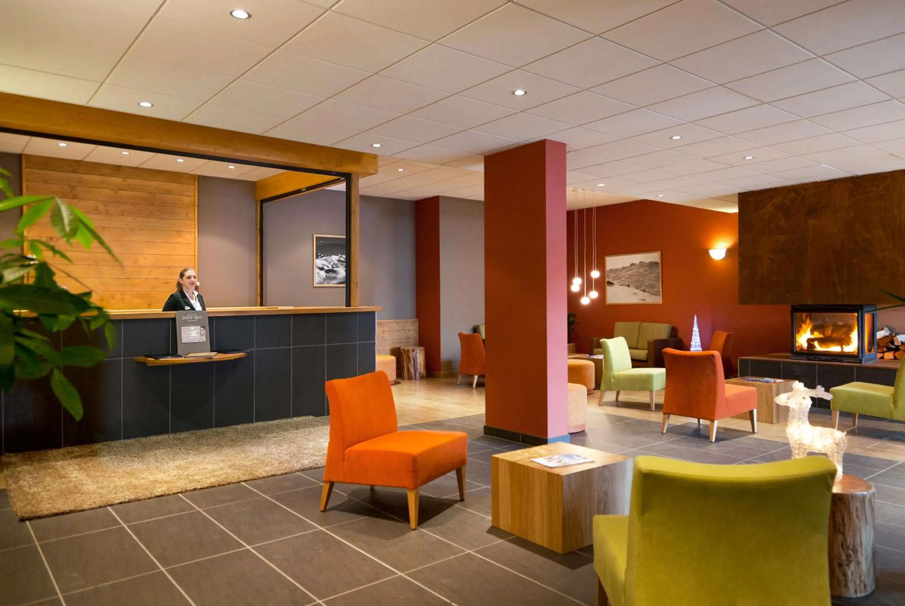 Lobby or reception in Résidence Club MMV L'Étoile des Cimes