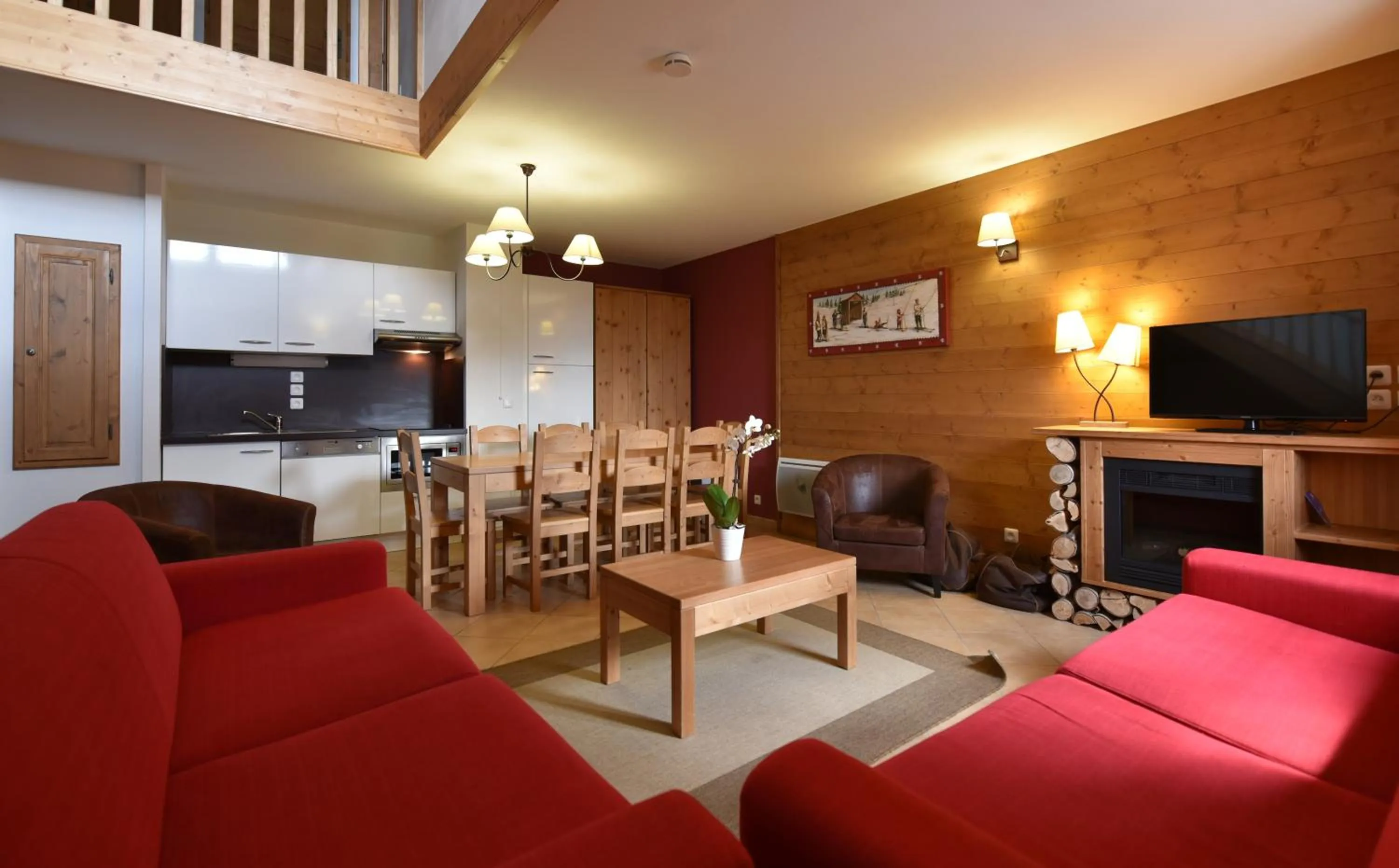 TV and multimedia in Résidence Club MMV L'Étoile des Cimes