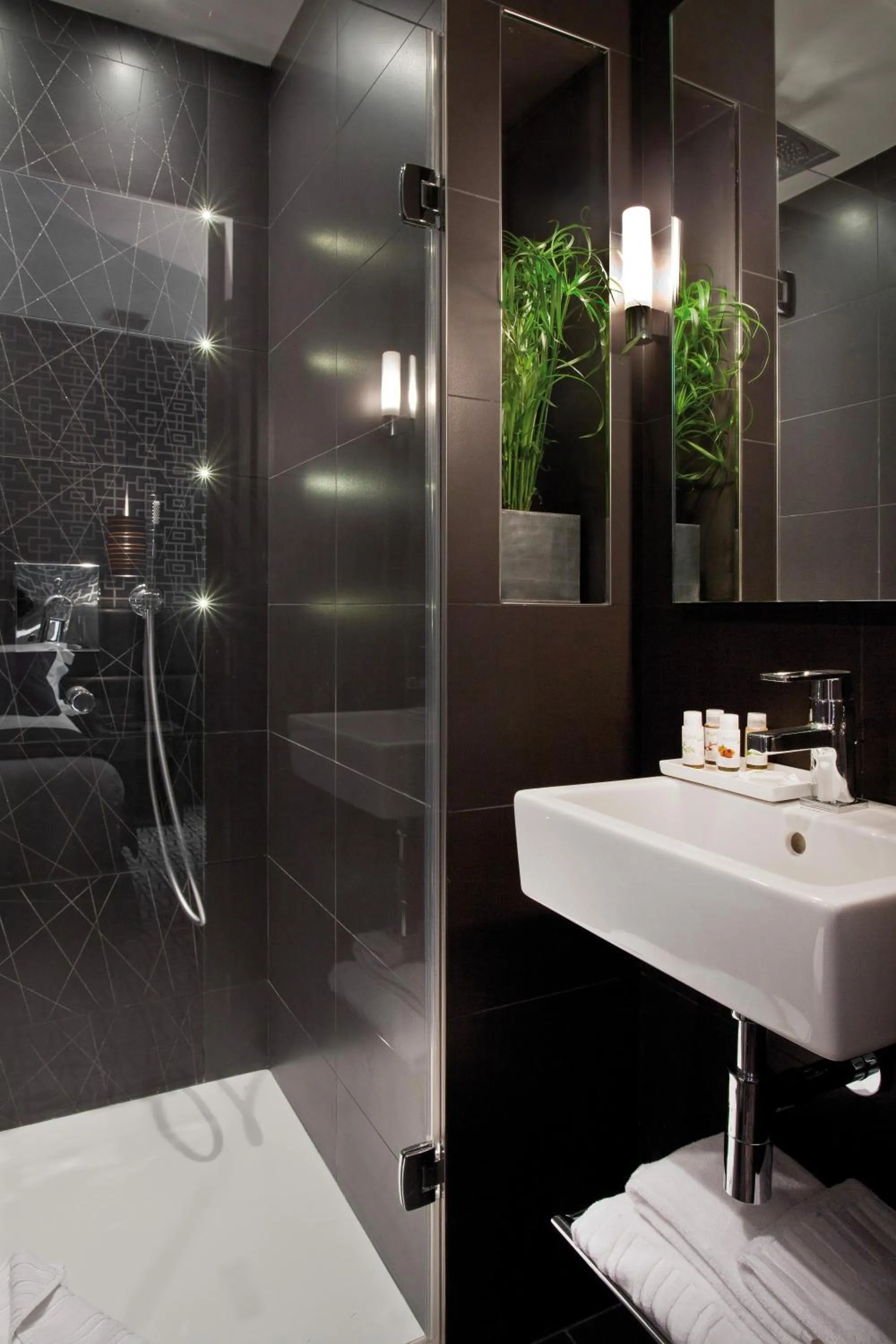 Bathroom in Le Grey Hotel