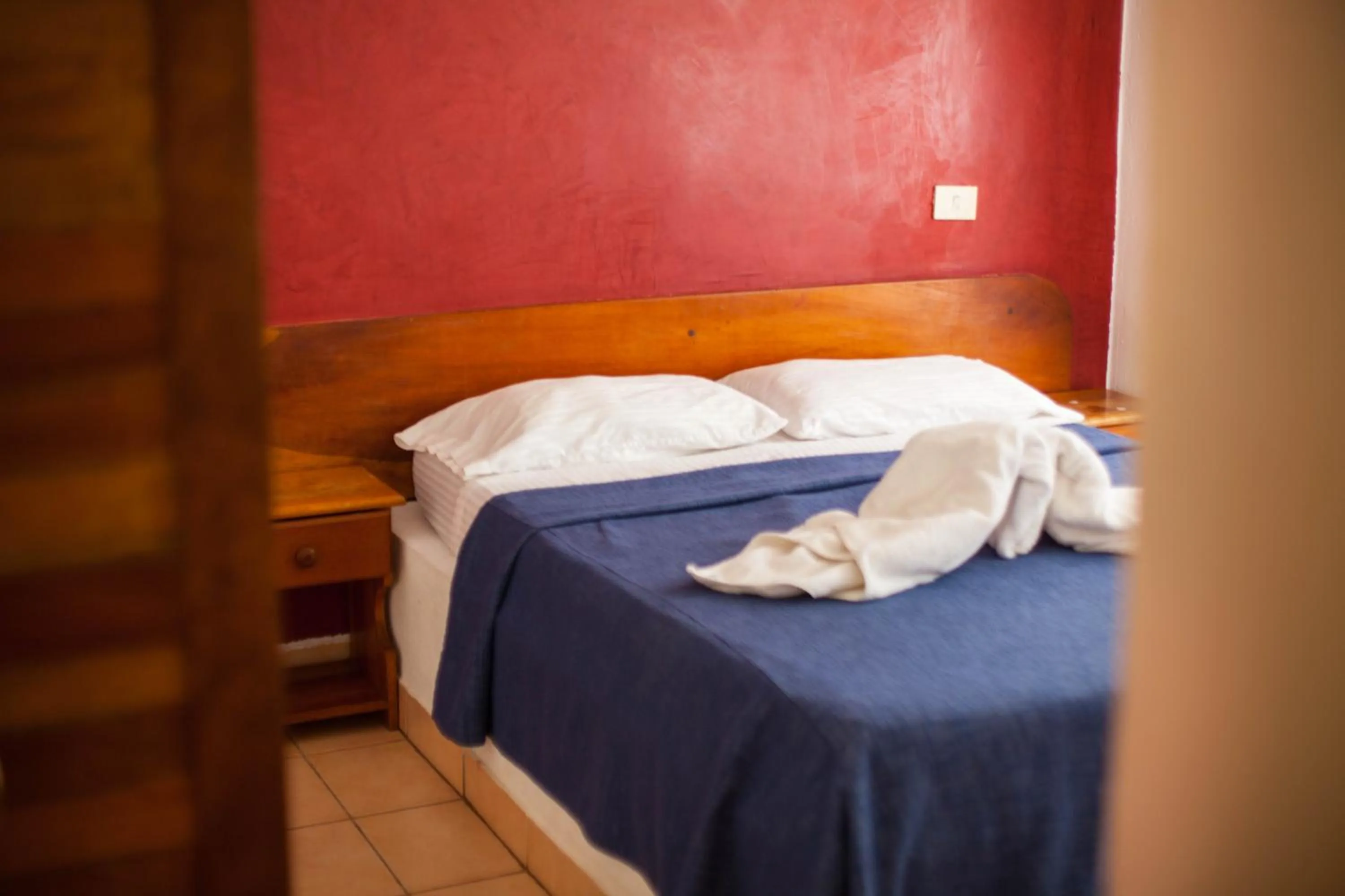 Photo of the whole room, Bed in Massai Apartments