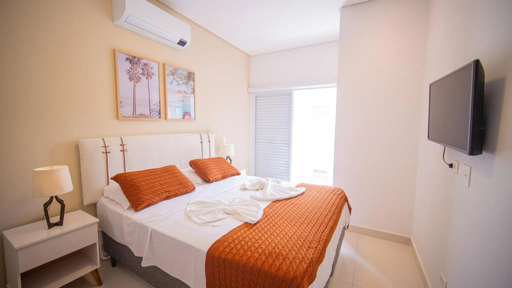 Bed in Residencial Las Salinas